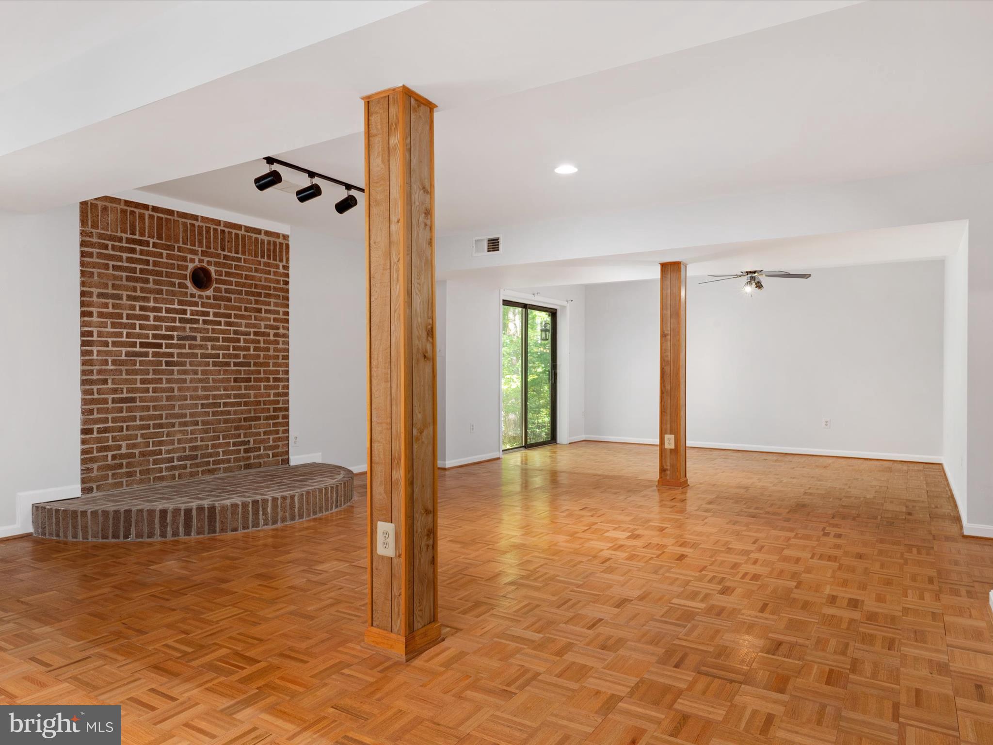 CHESTON - Residential