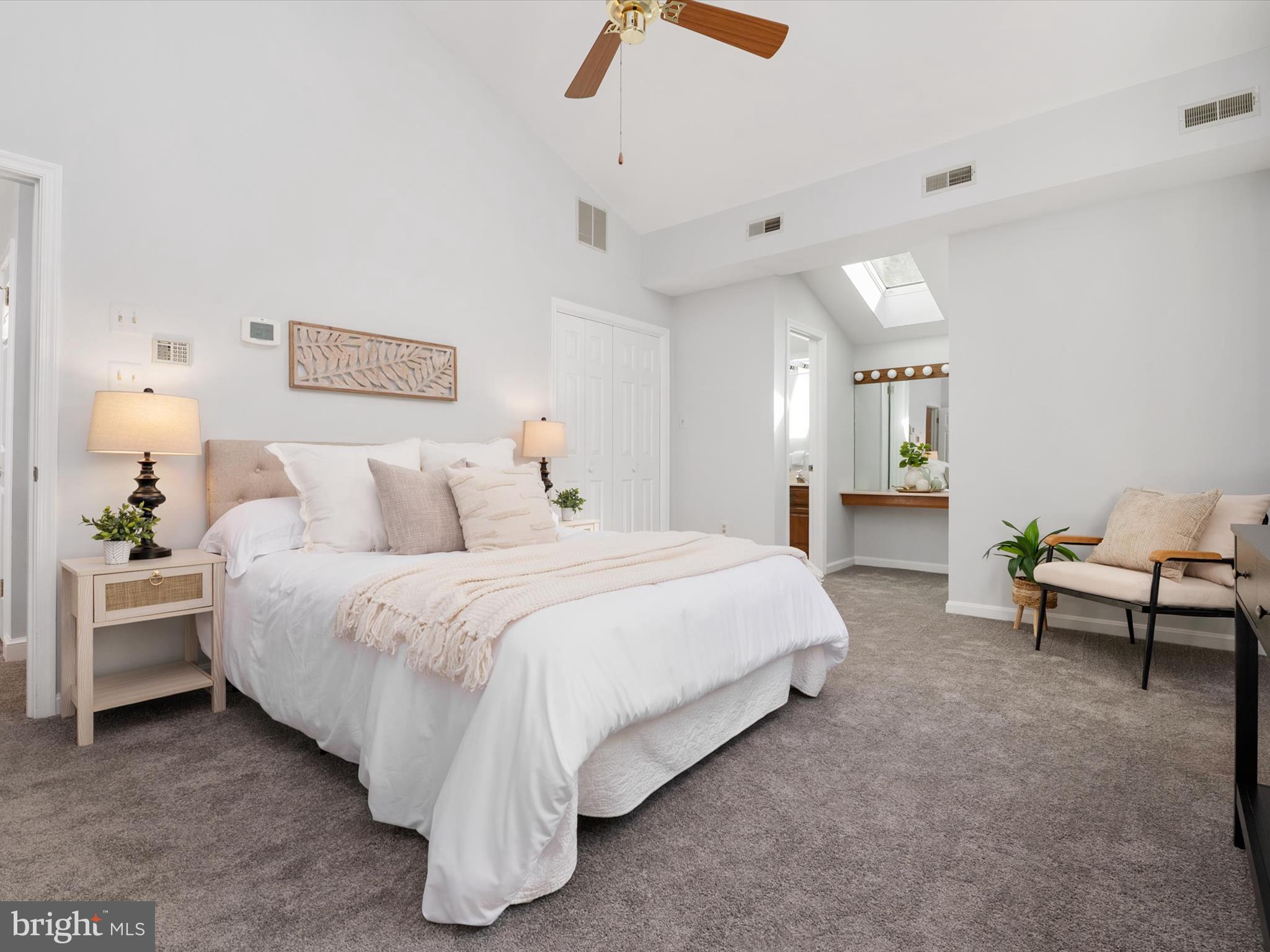 CHESTON - Residential