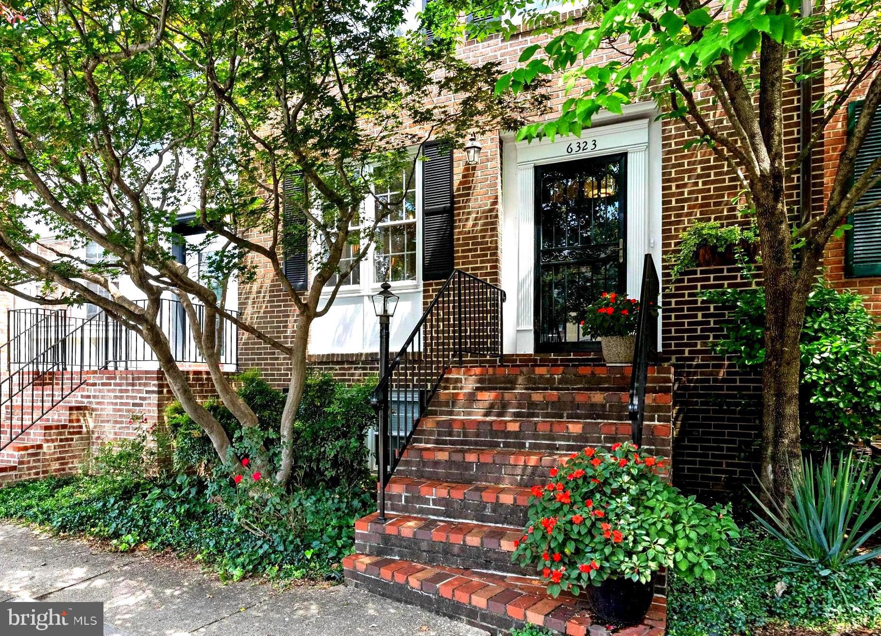 OLDE BELHAVEN TOWNE - Residential