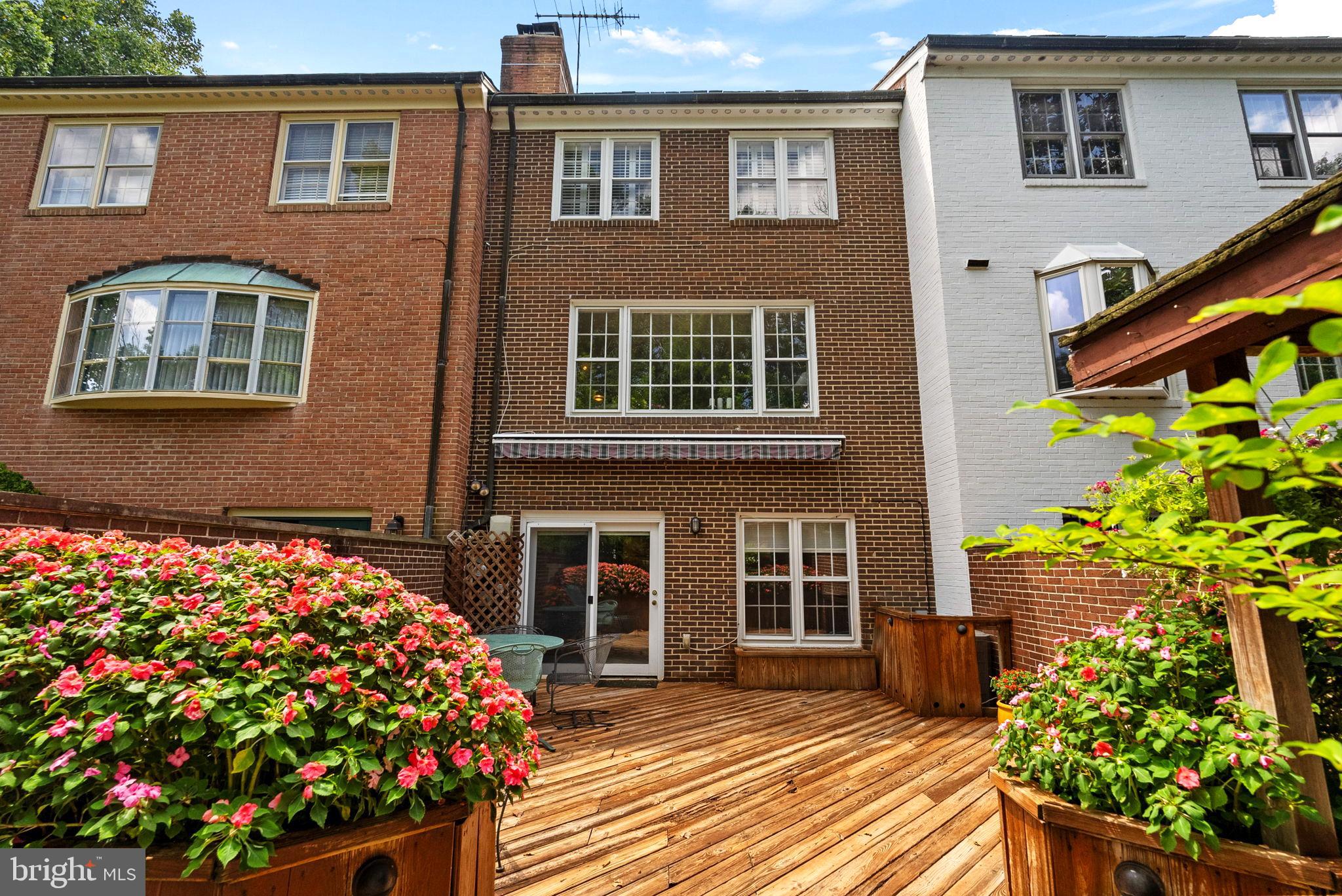 OLDE BELHAVEN TOWNE - Residential