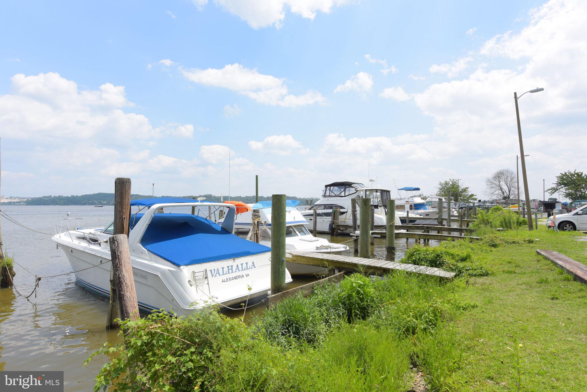 OLDE BELHAVEN TOWNE - Residential