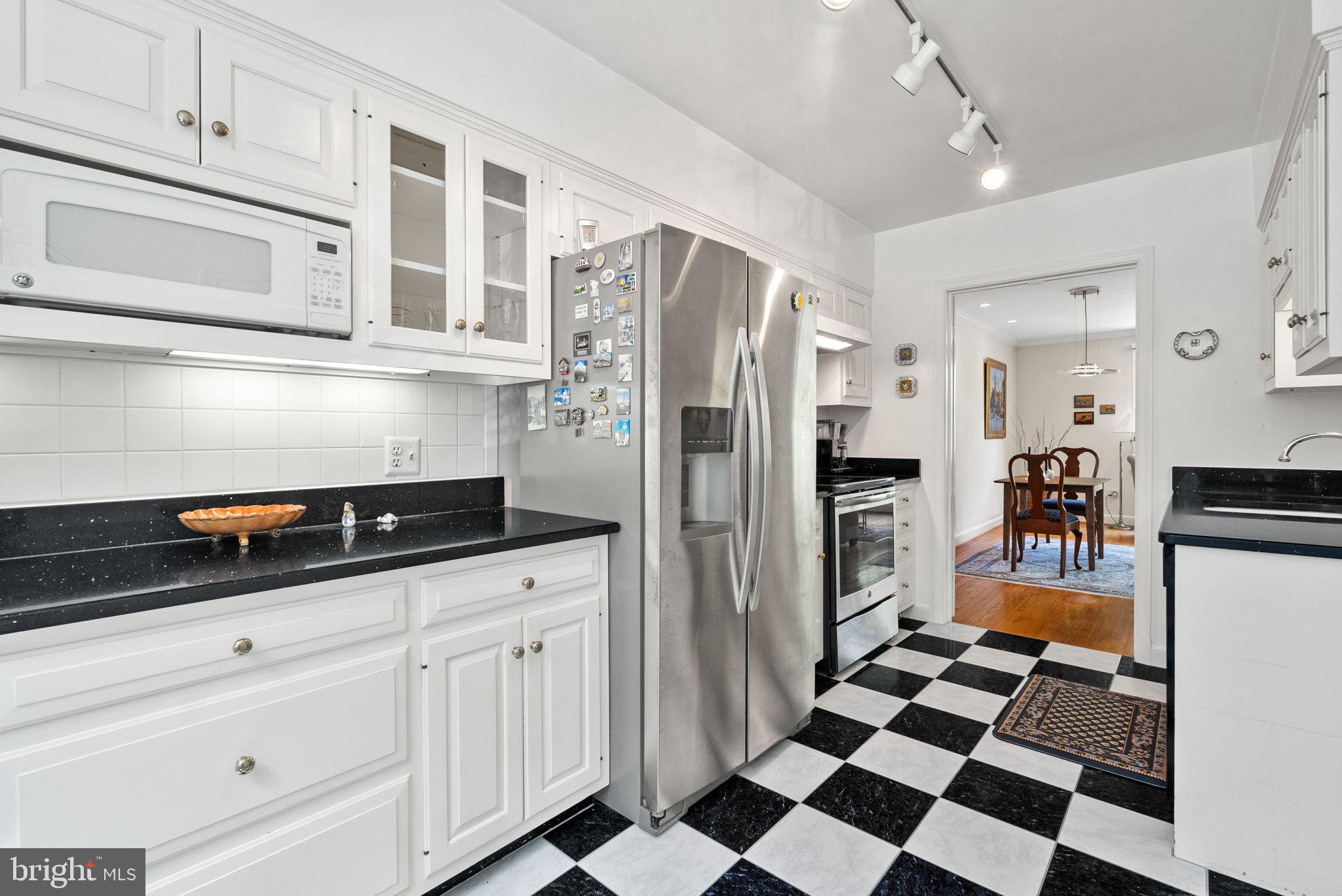 OLDE BELHAVEN TOWNE - Residential