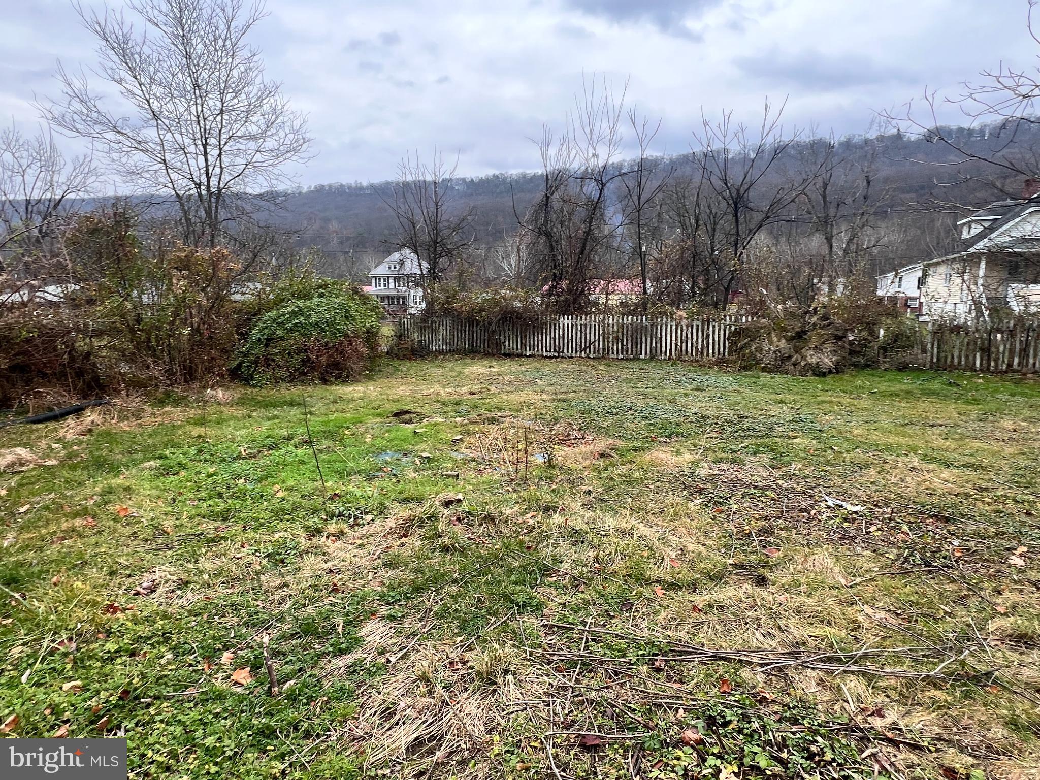 664 NATIONAL HIGHWAY