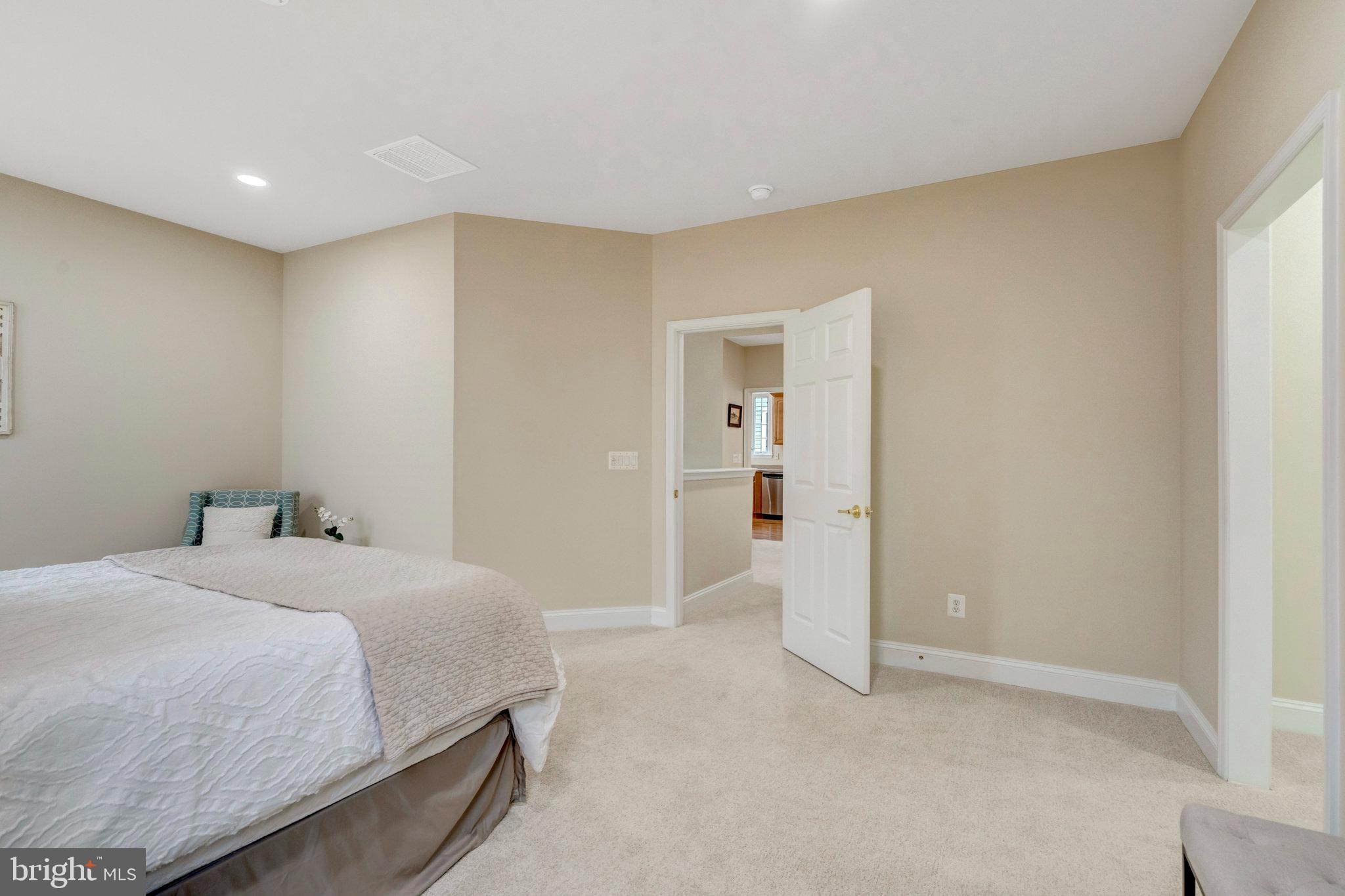 HERITAGE HUNT - Residential