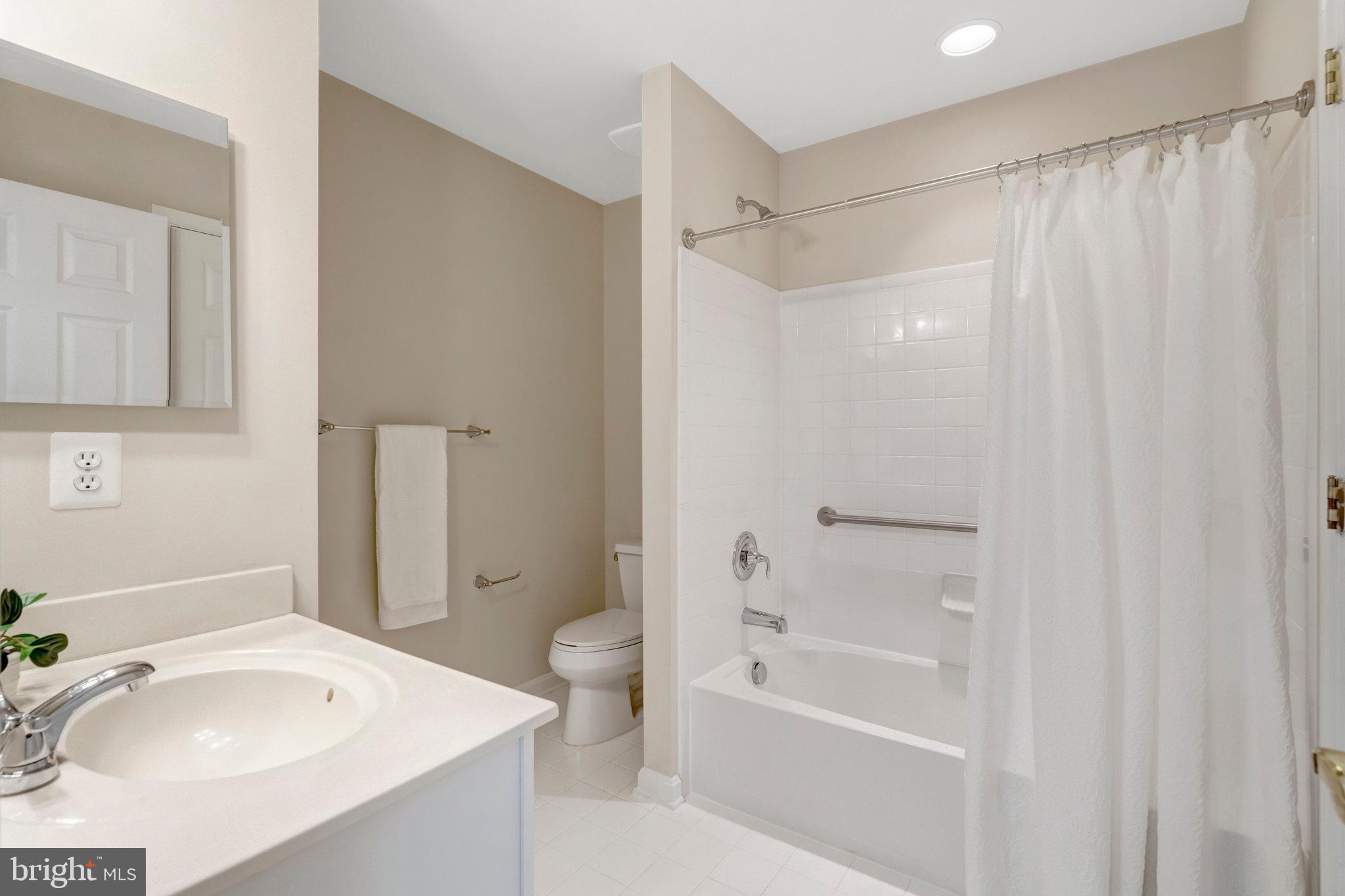 HERITAGE HUNT - Residential