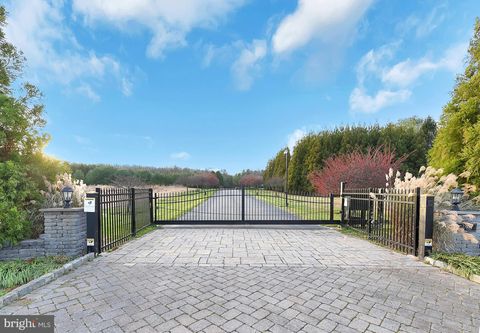 Photo of 3919 Crosswicks Hamilton Sq Road, ROBBINSVILLE, NJ 08691 (MLS # NJME2025640)