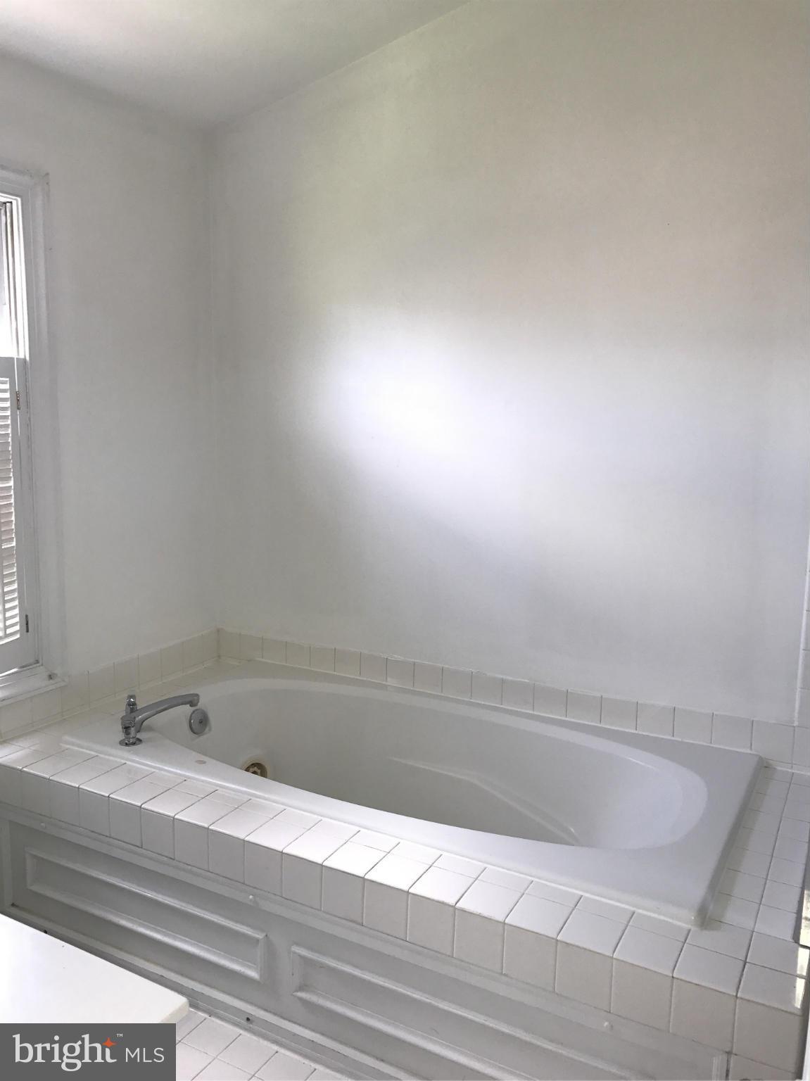 LIFESTYLE AT SULLY STATION - Residential Lease