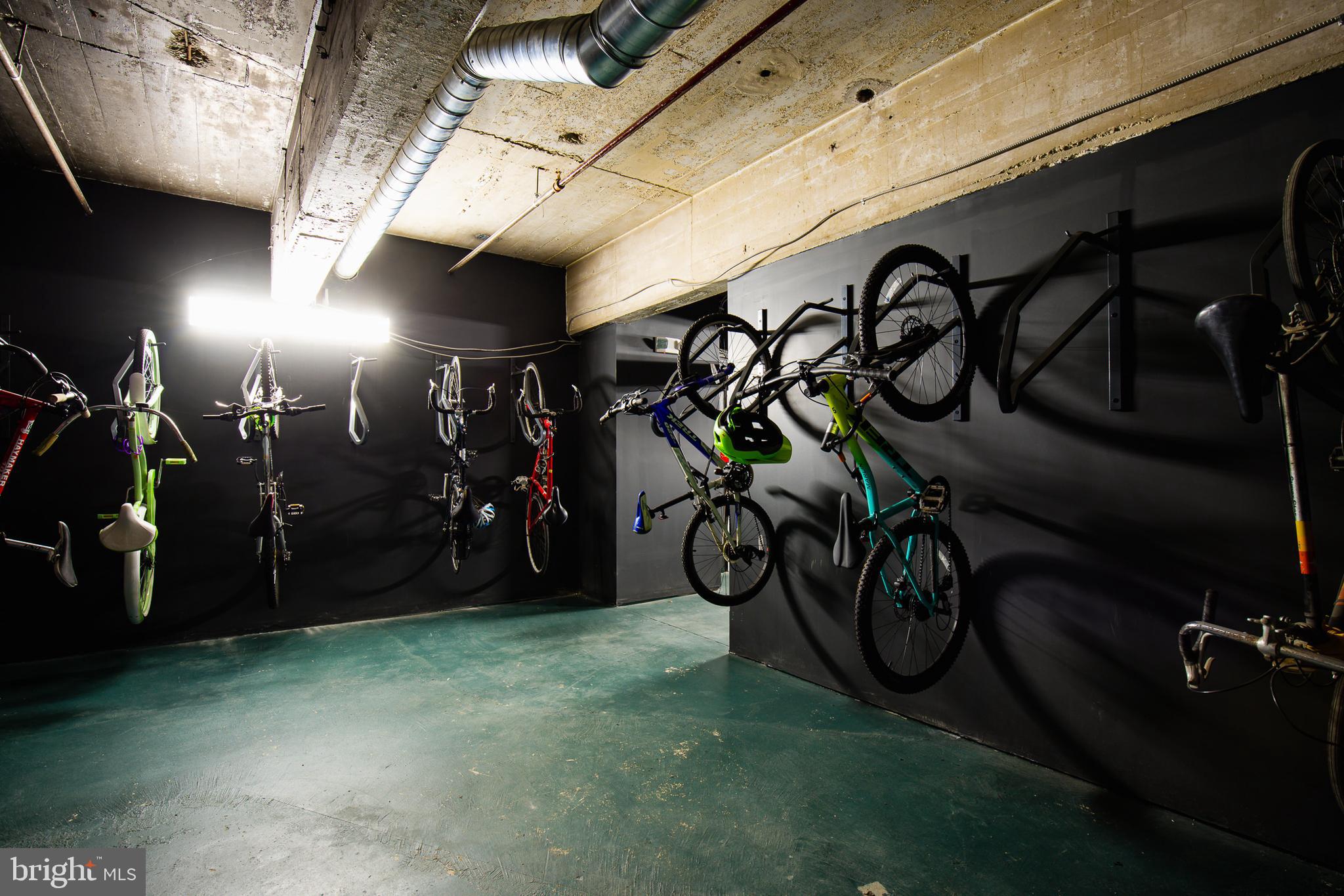 NORRIS SQUARE - Residential Lease