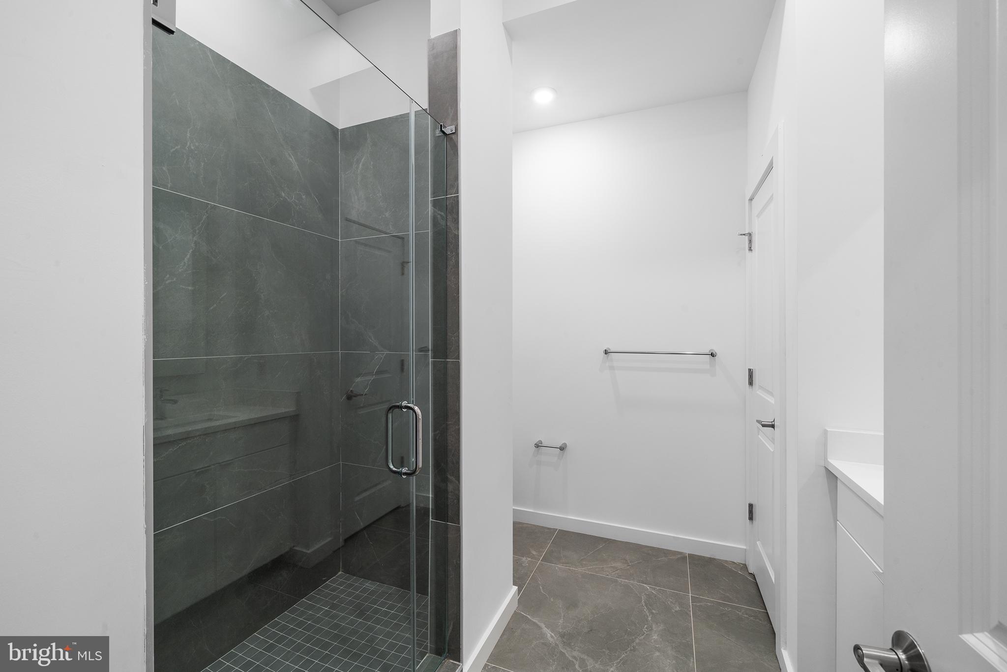 NORRIS SQUARE - Residential Lease