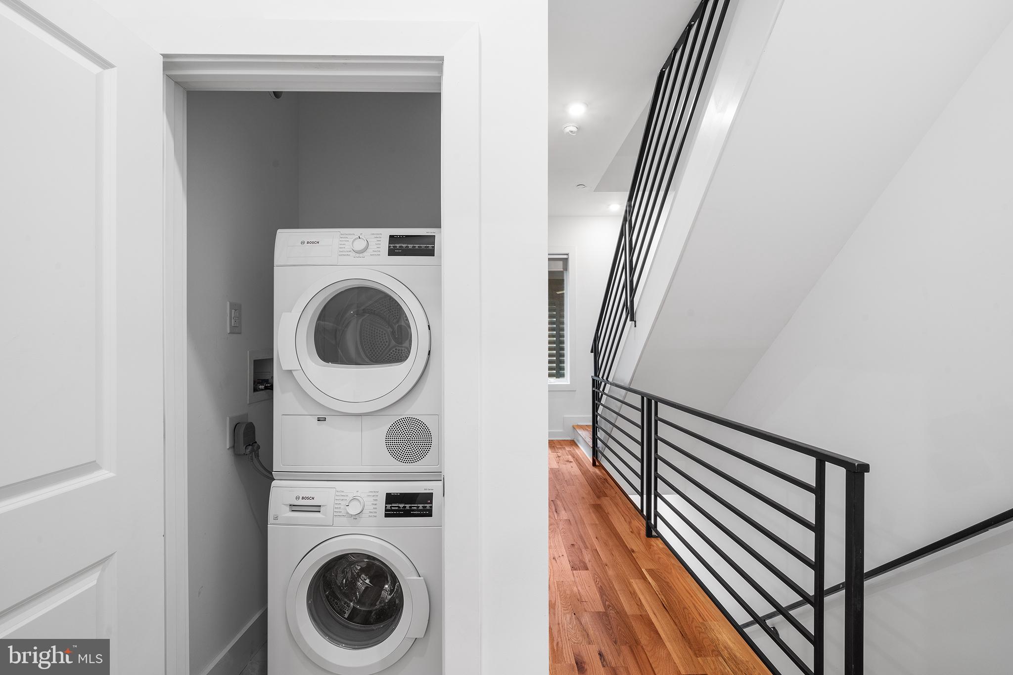 NORRIS SQUARE - Residential Lease