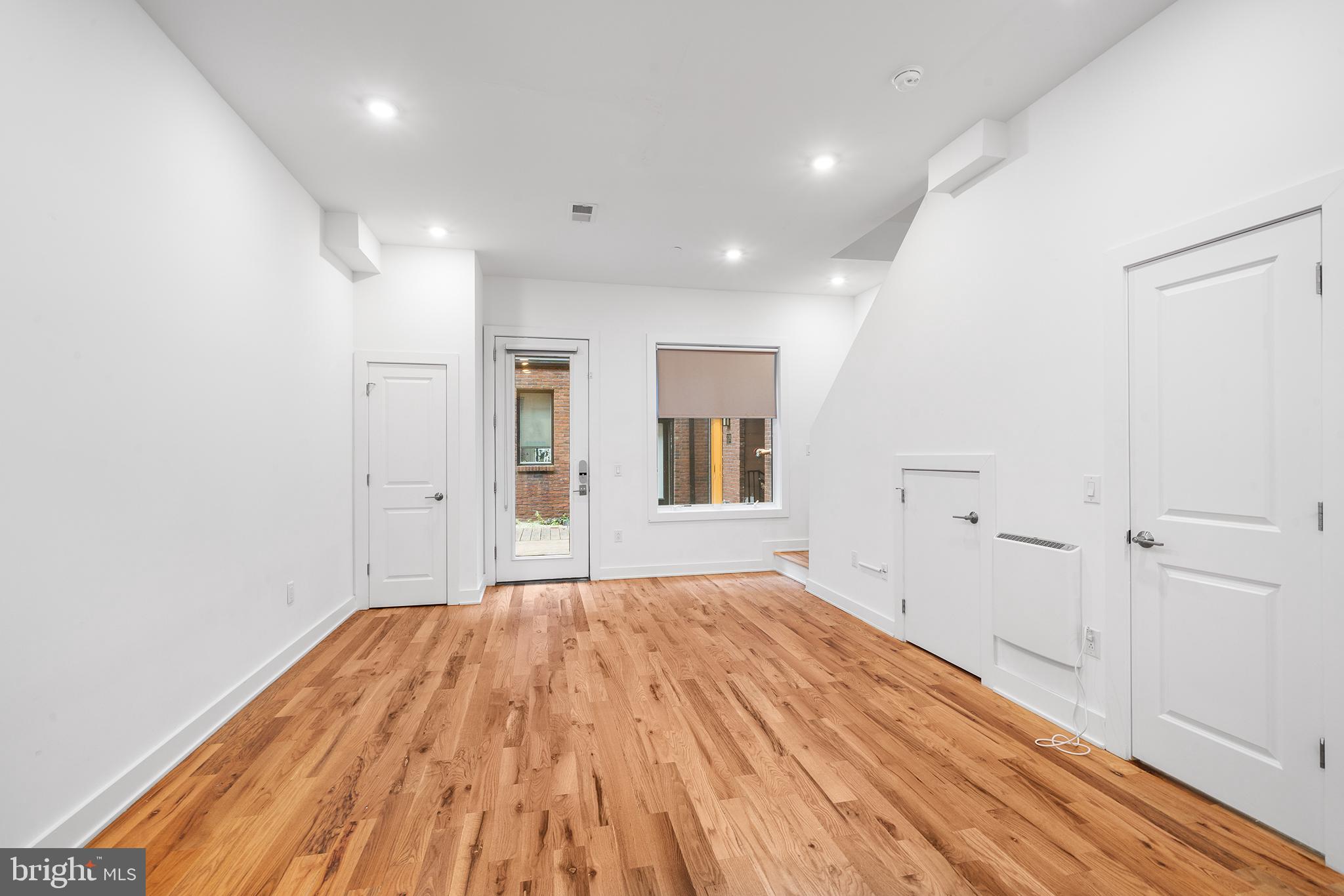 NORRIS SQUARE - Residential Lease