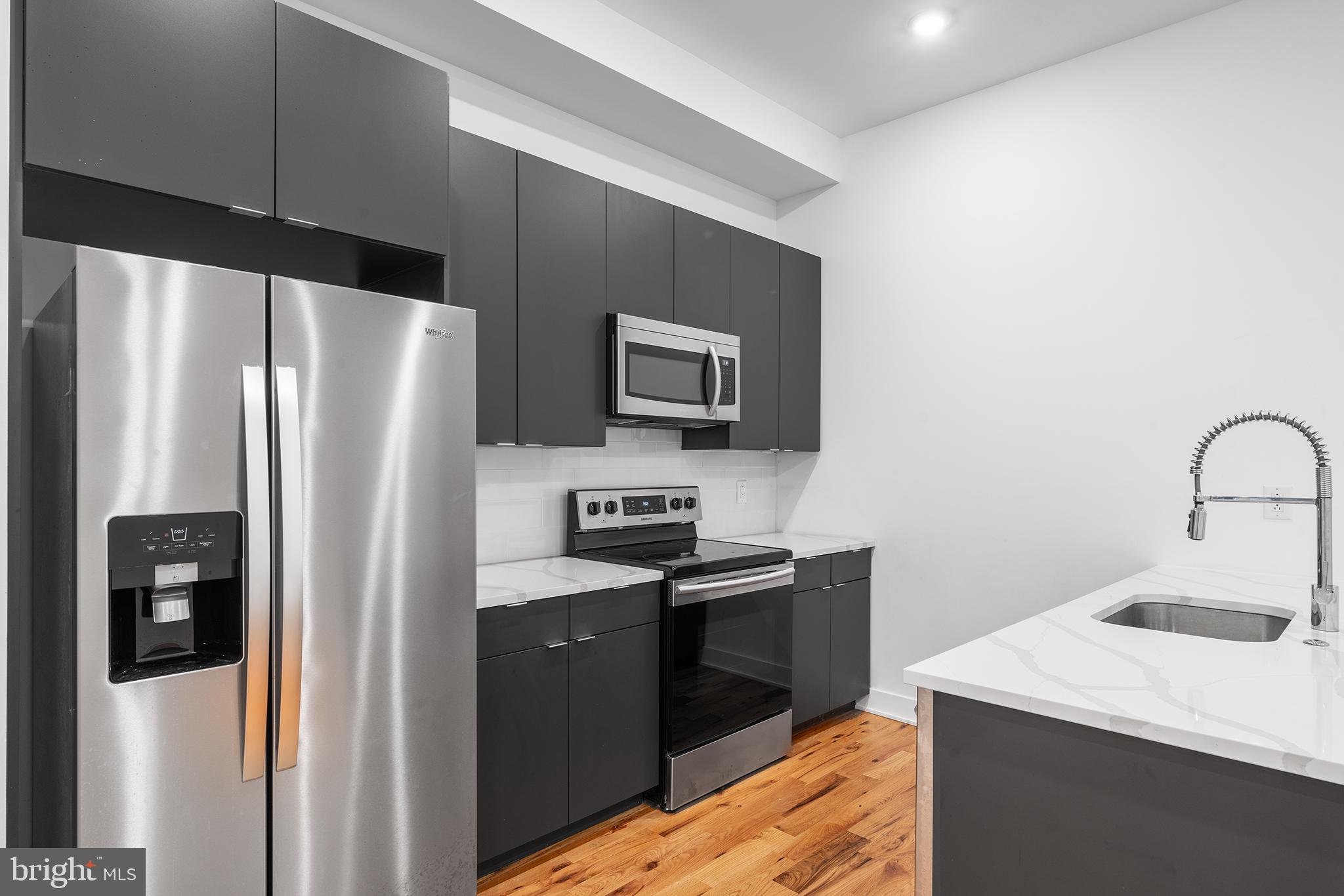 NORRIS SQUARE - Residential Lease