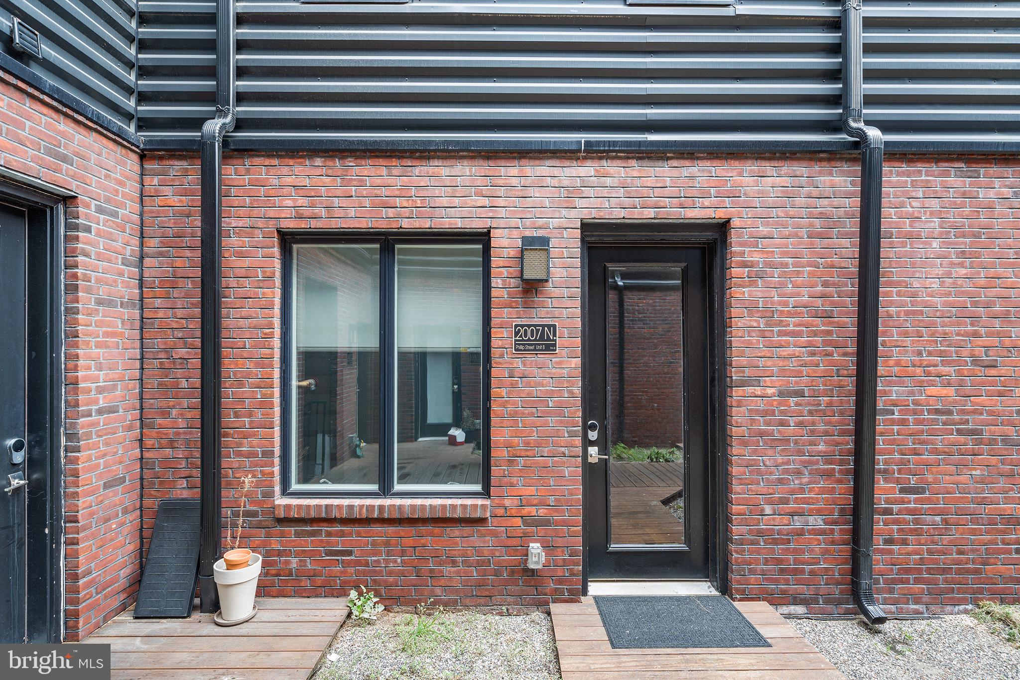 NORRIS SQUARE - Residential Lease