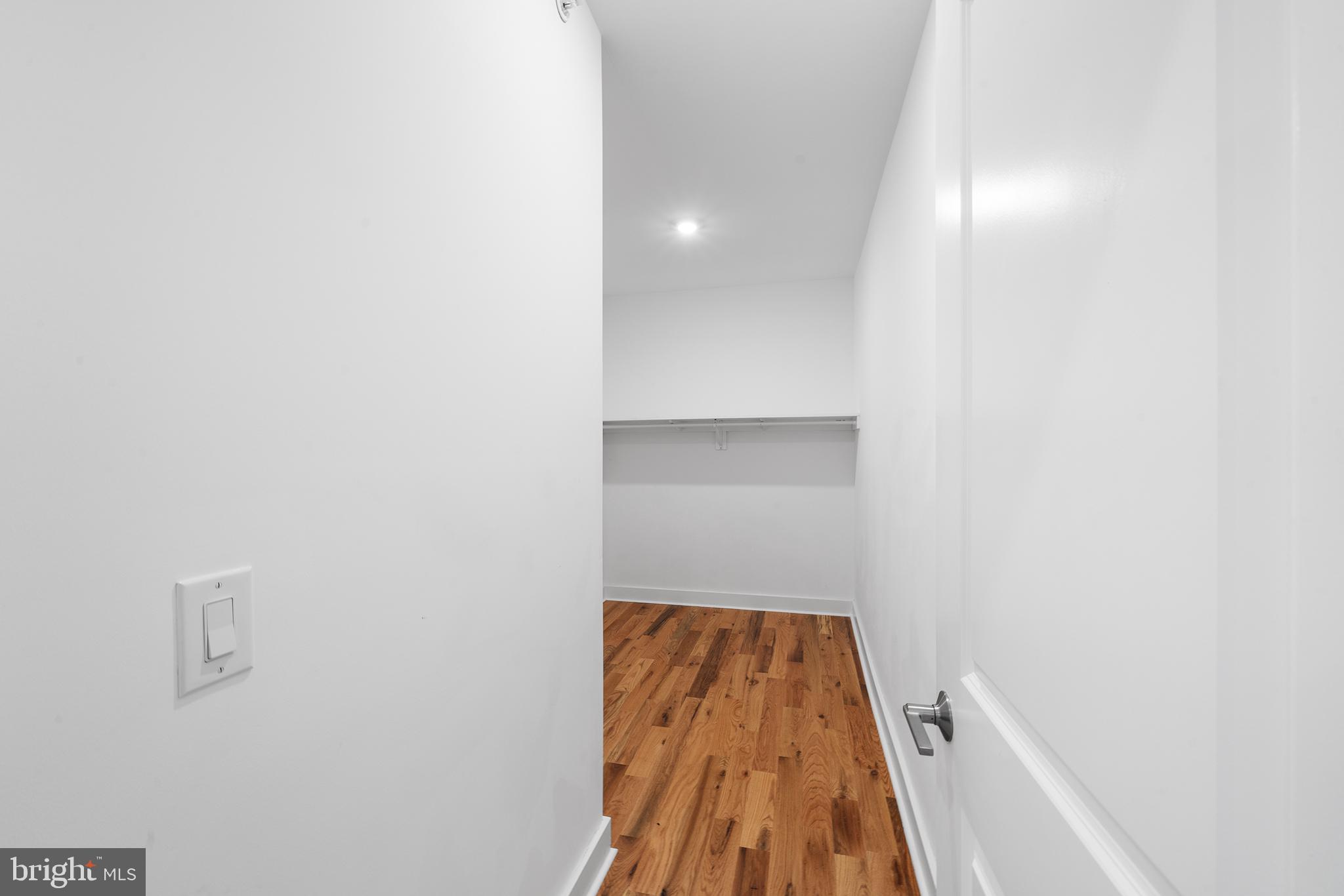 NORRIS SQUARE - Residential Lease