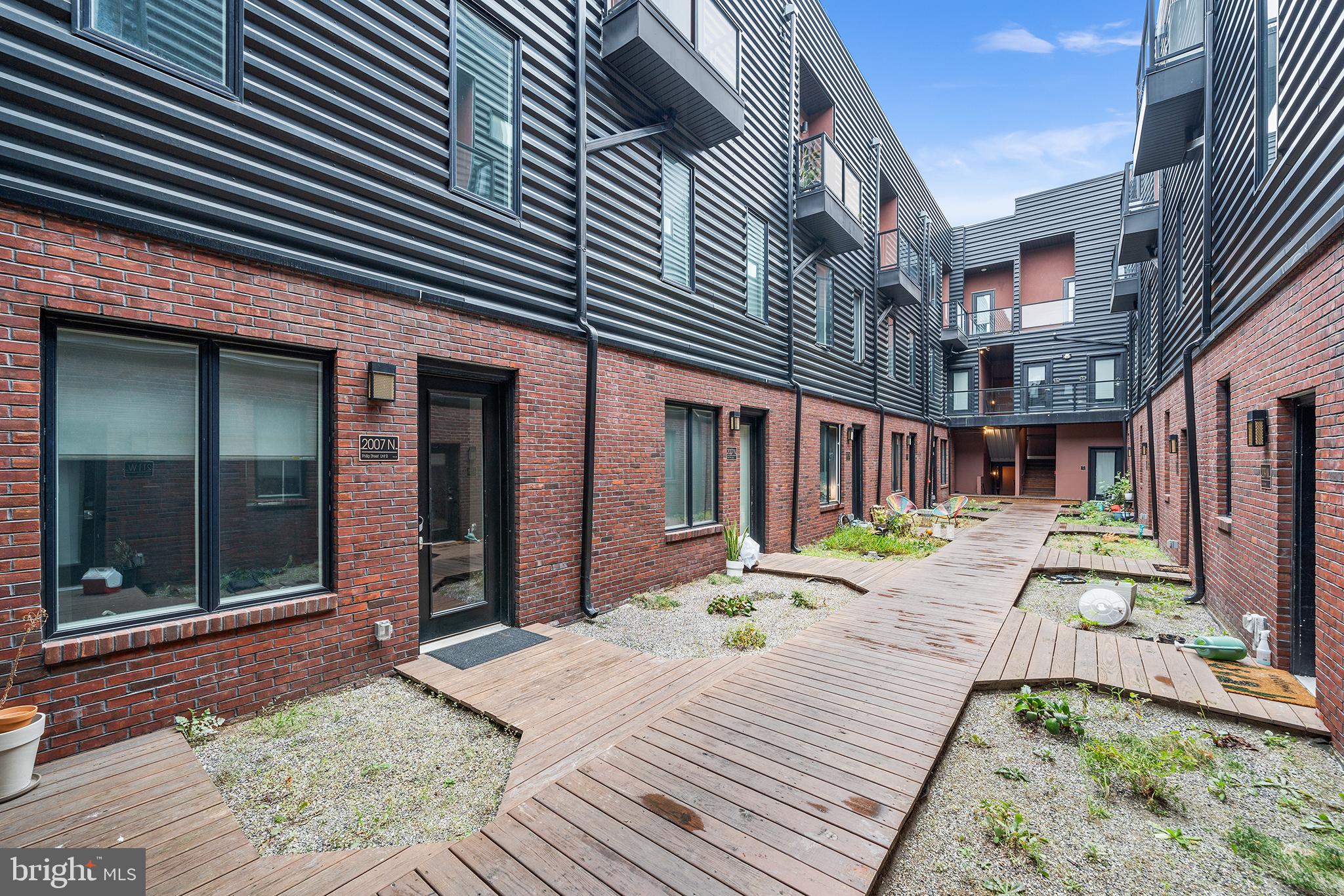 NORRIS SQUARE - Residential Lease