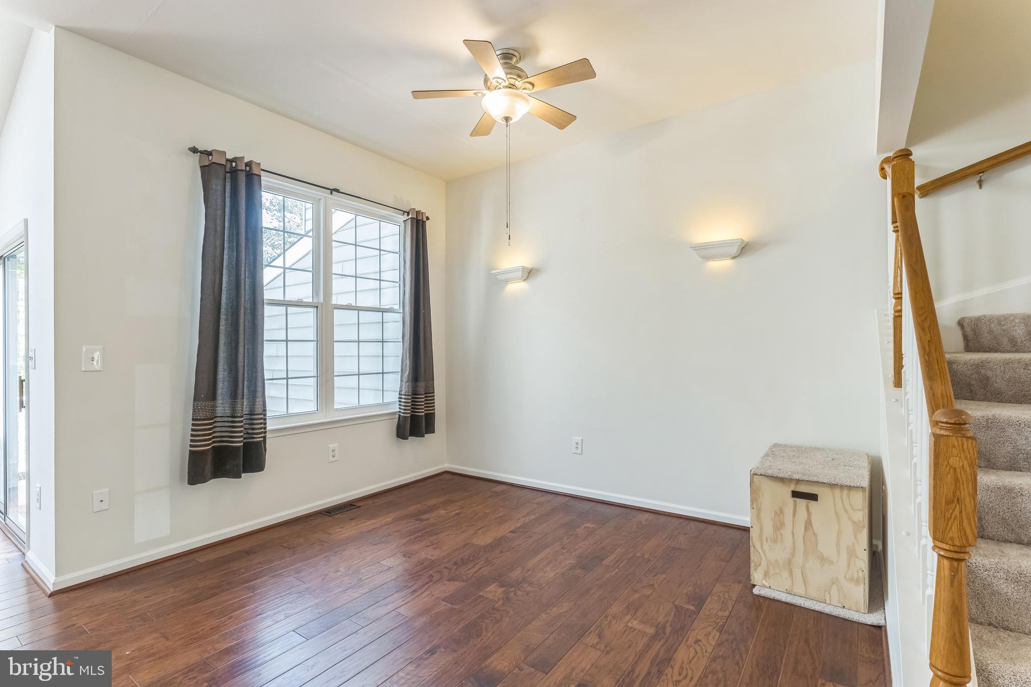 POTOMAC LAKES - Residential