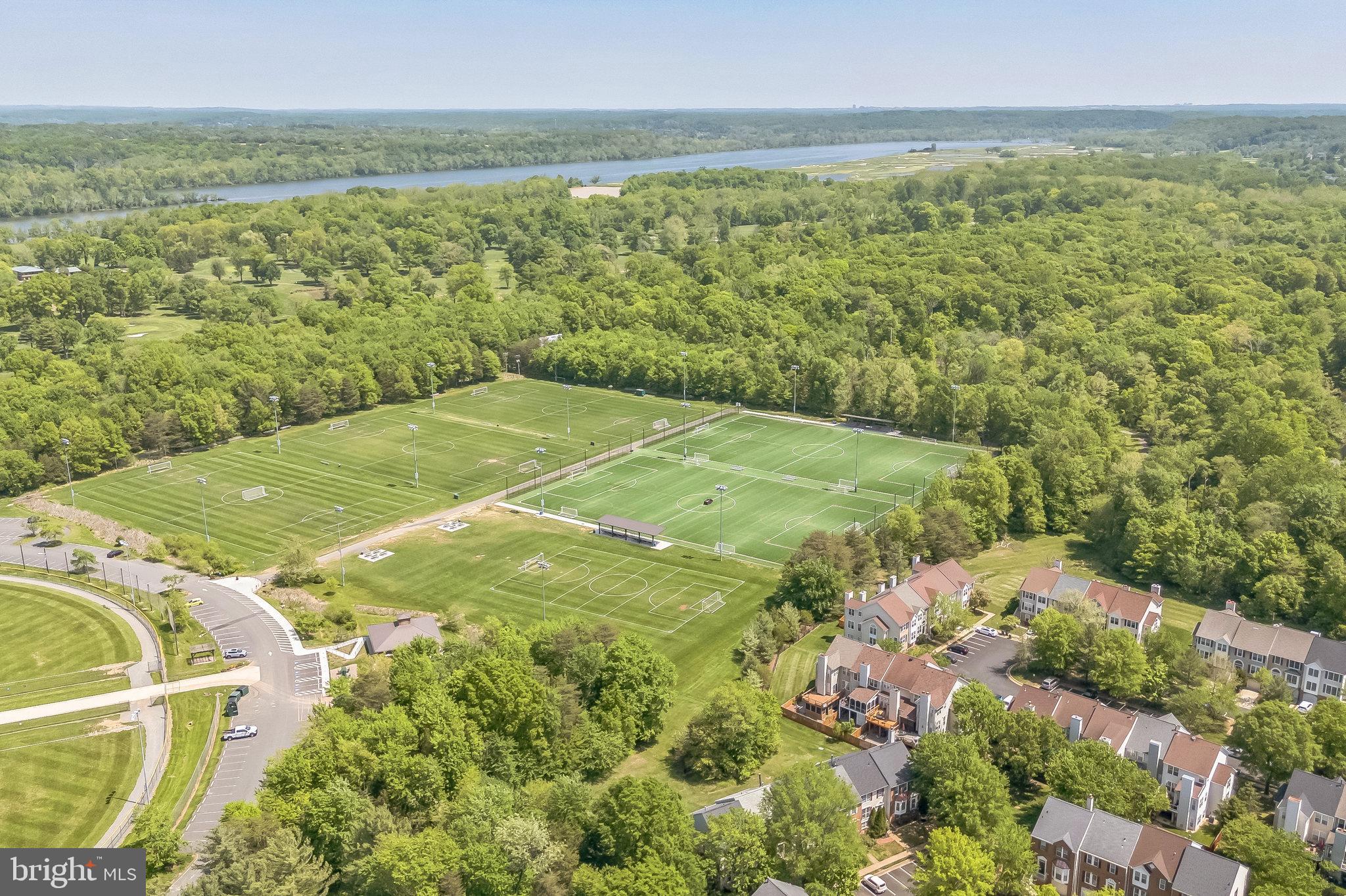 POTOMAC LAKES - Residential