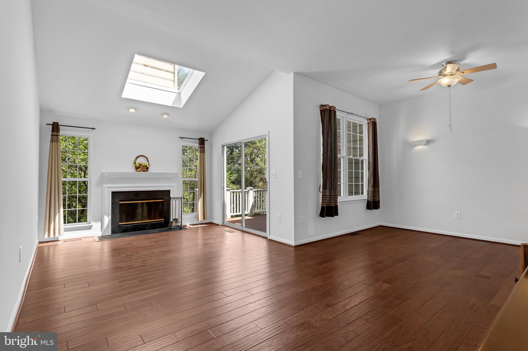 POTOMAC LAKES - Residential