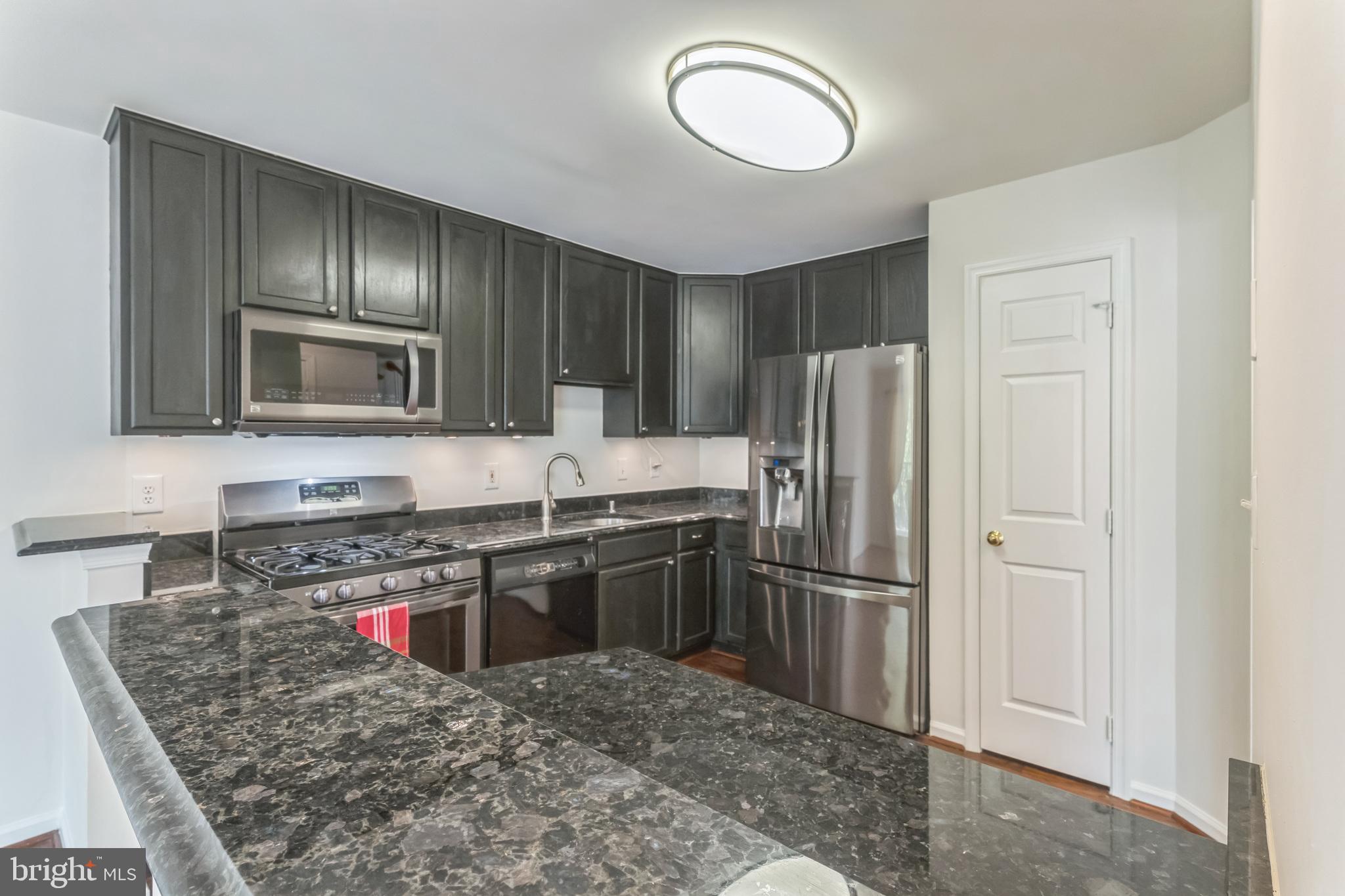 POTOMAC LAKES - Residential