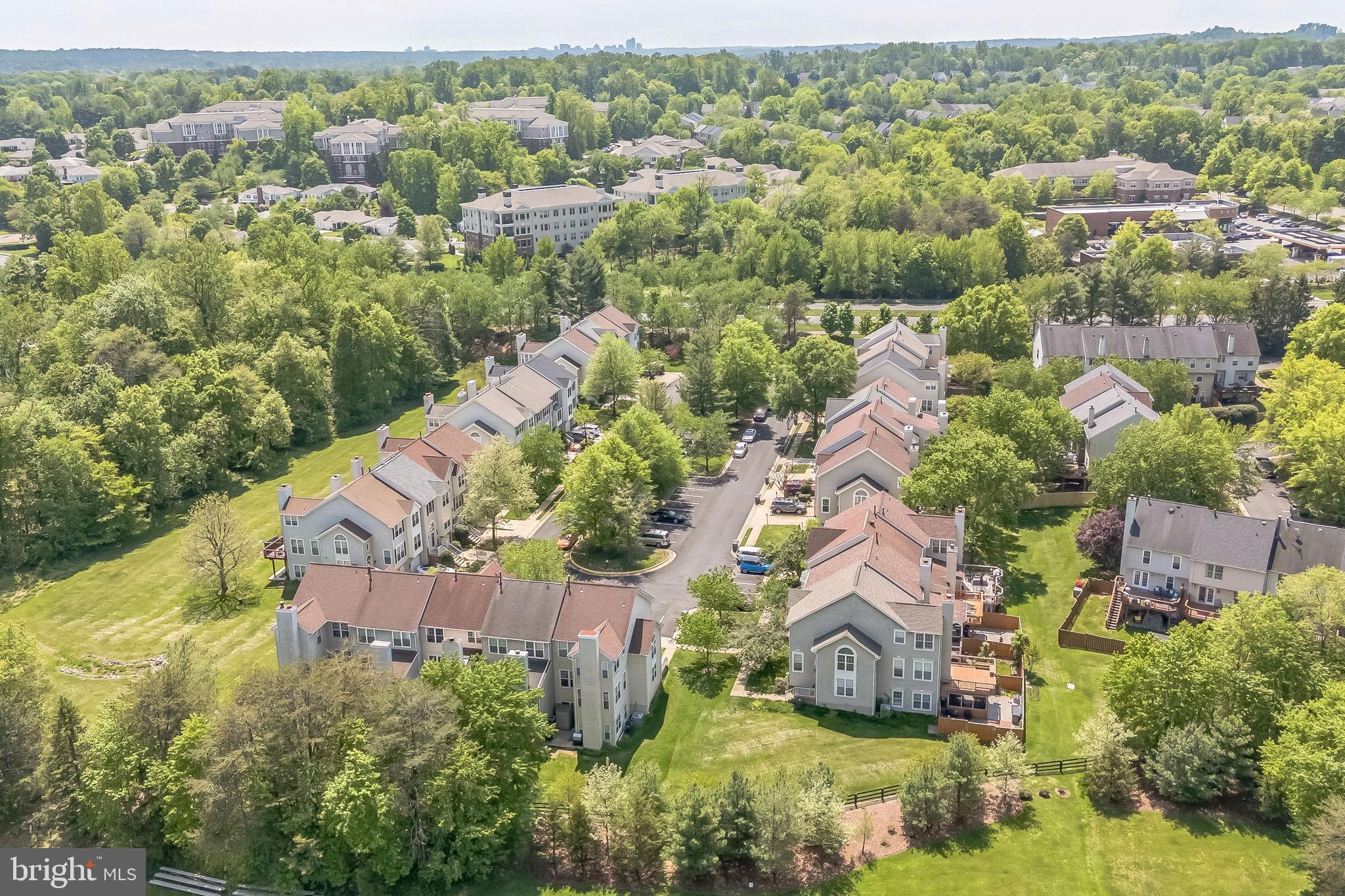 POTOMAC LAKES - Residential