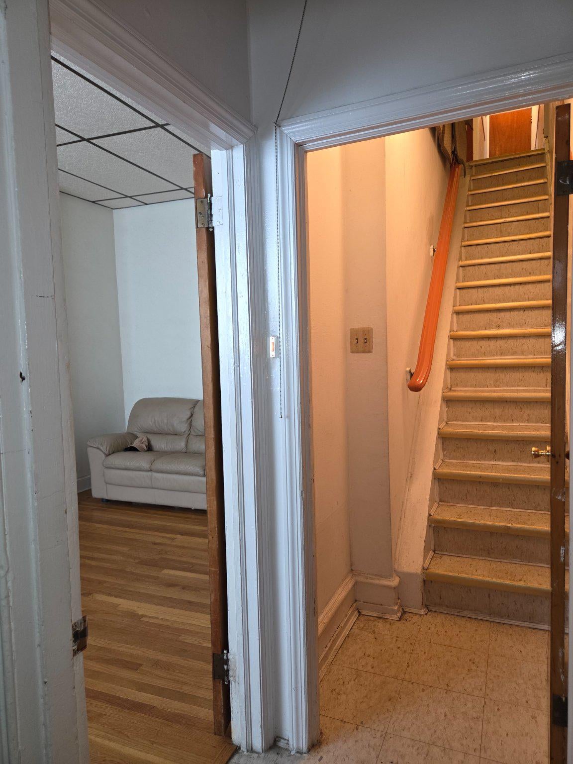 1533 W PASSYUNK AVENUE