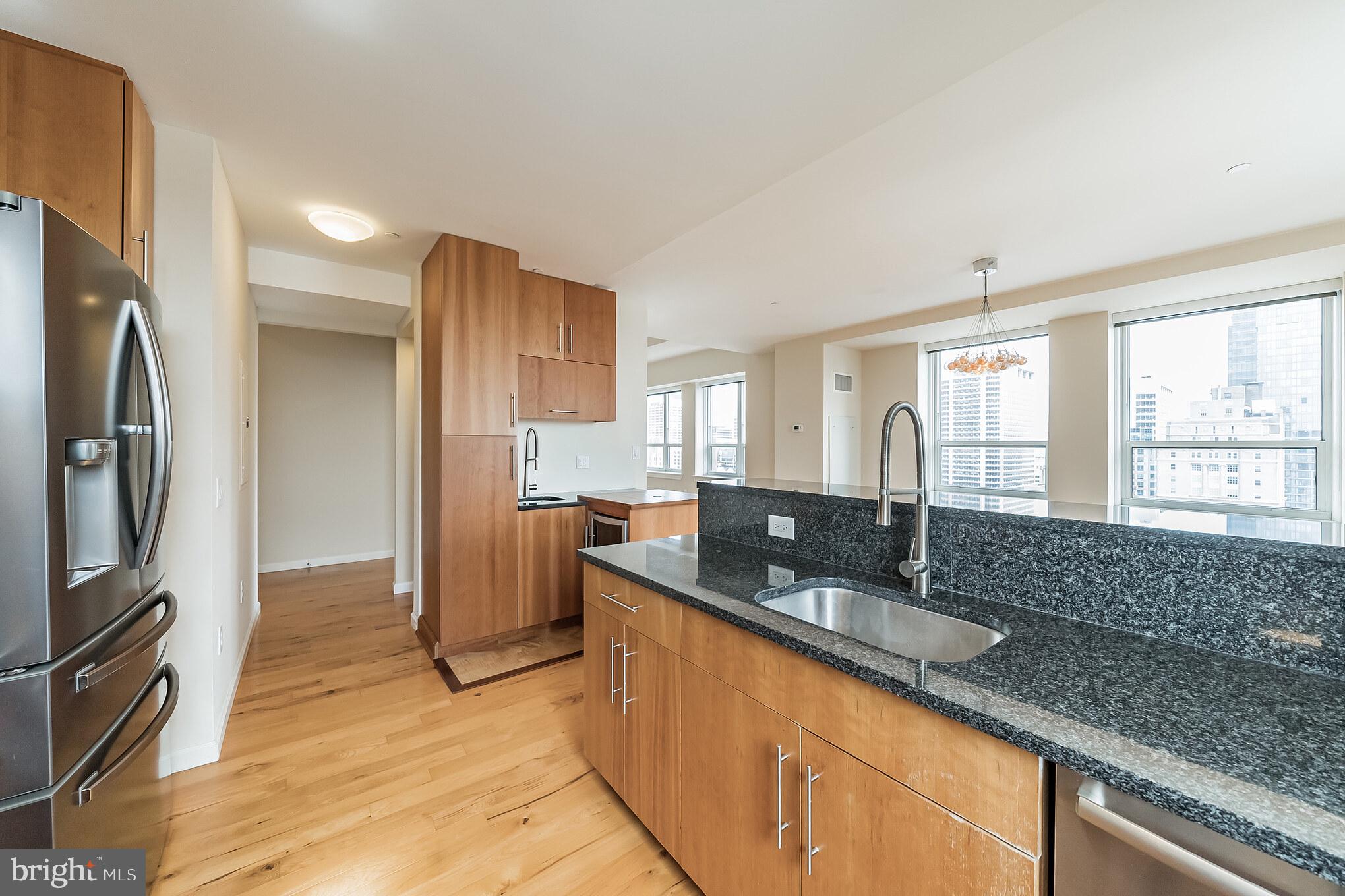 1425 LOCUST STREET 28A