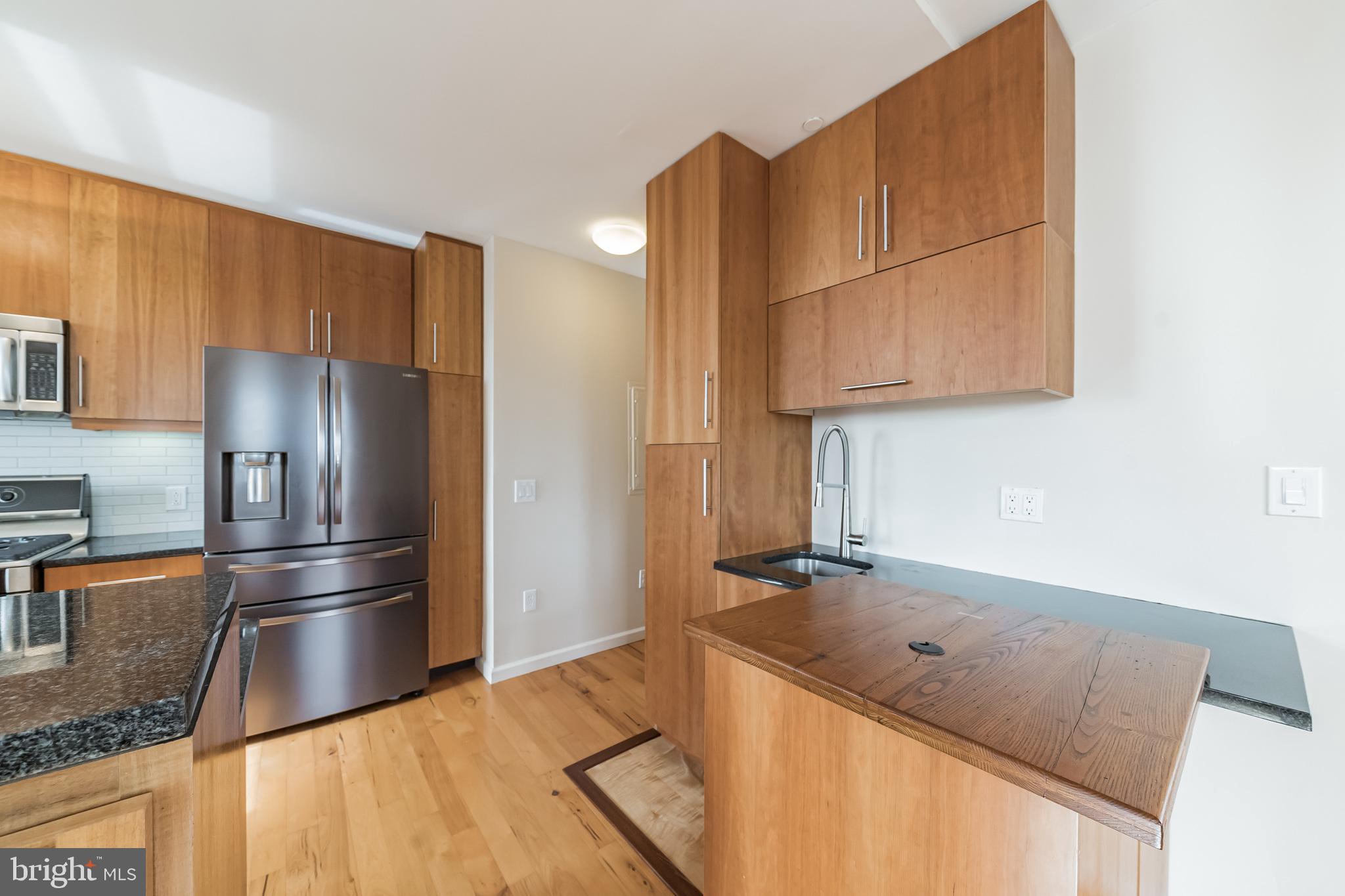 AVENUE OF THE ARTS - Residential