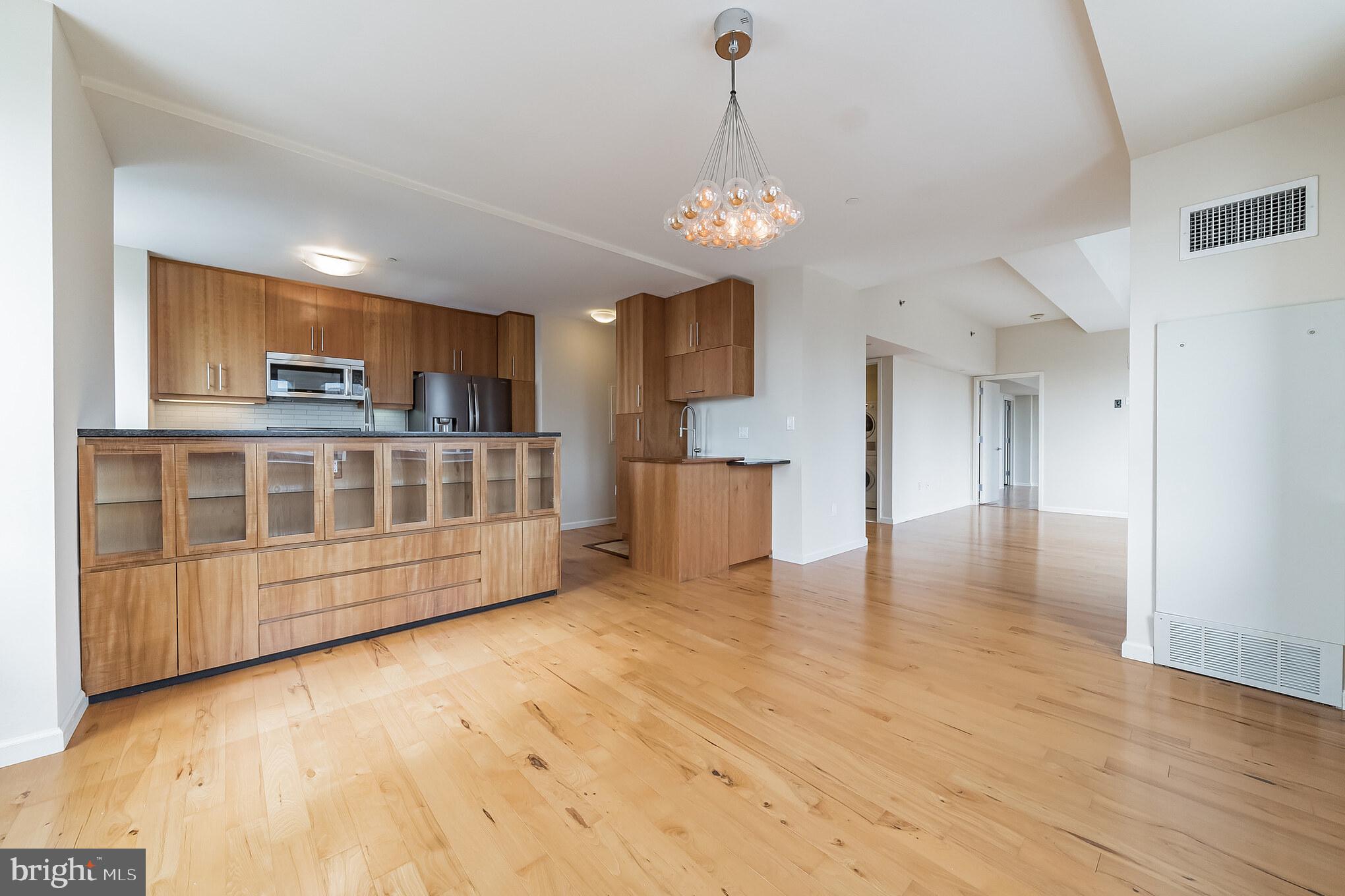 1425 LOCUST STREET 28A