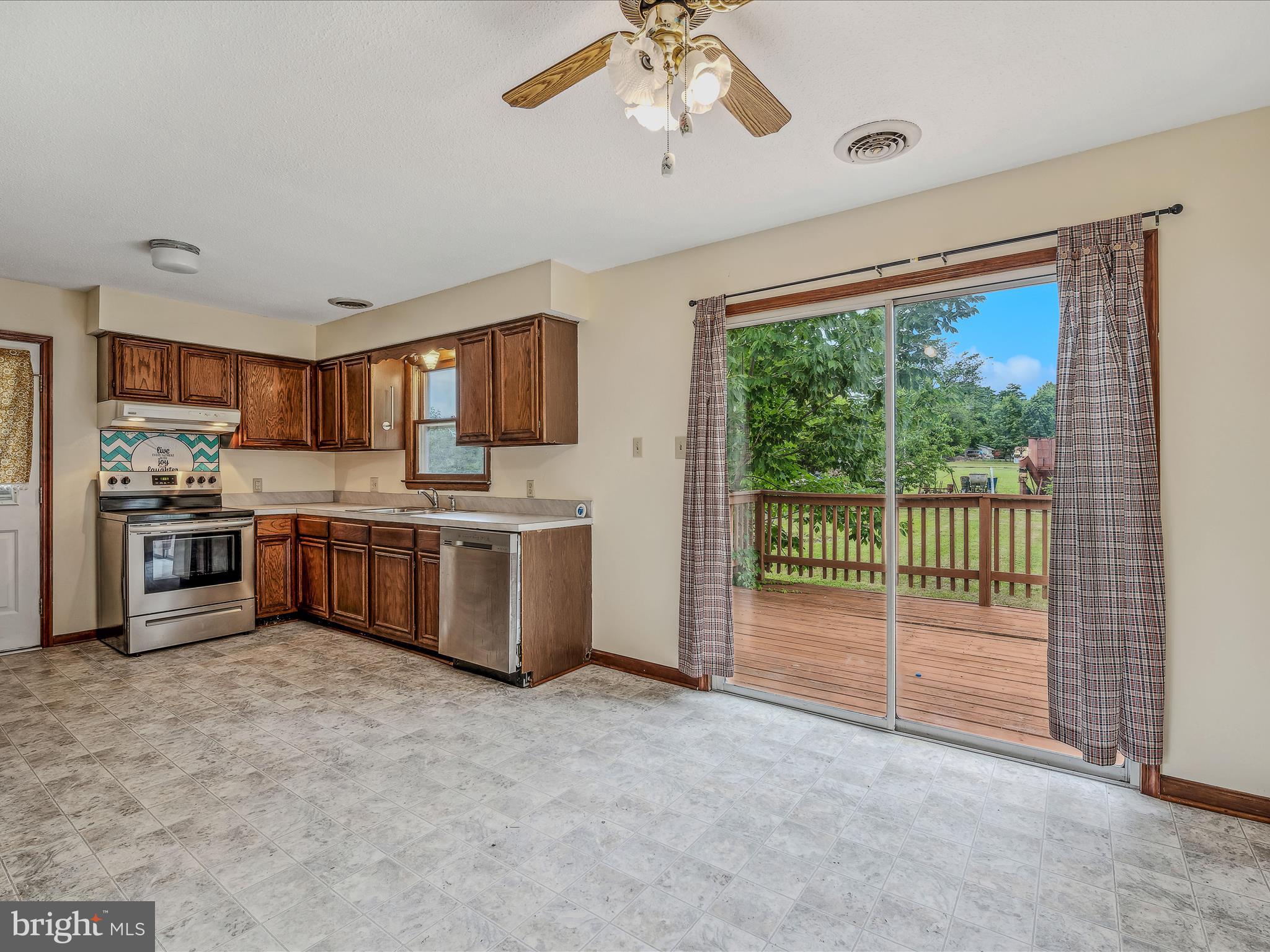 APPLE ORCHARD ACRES - Residential