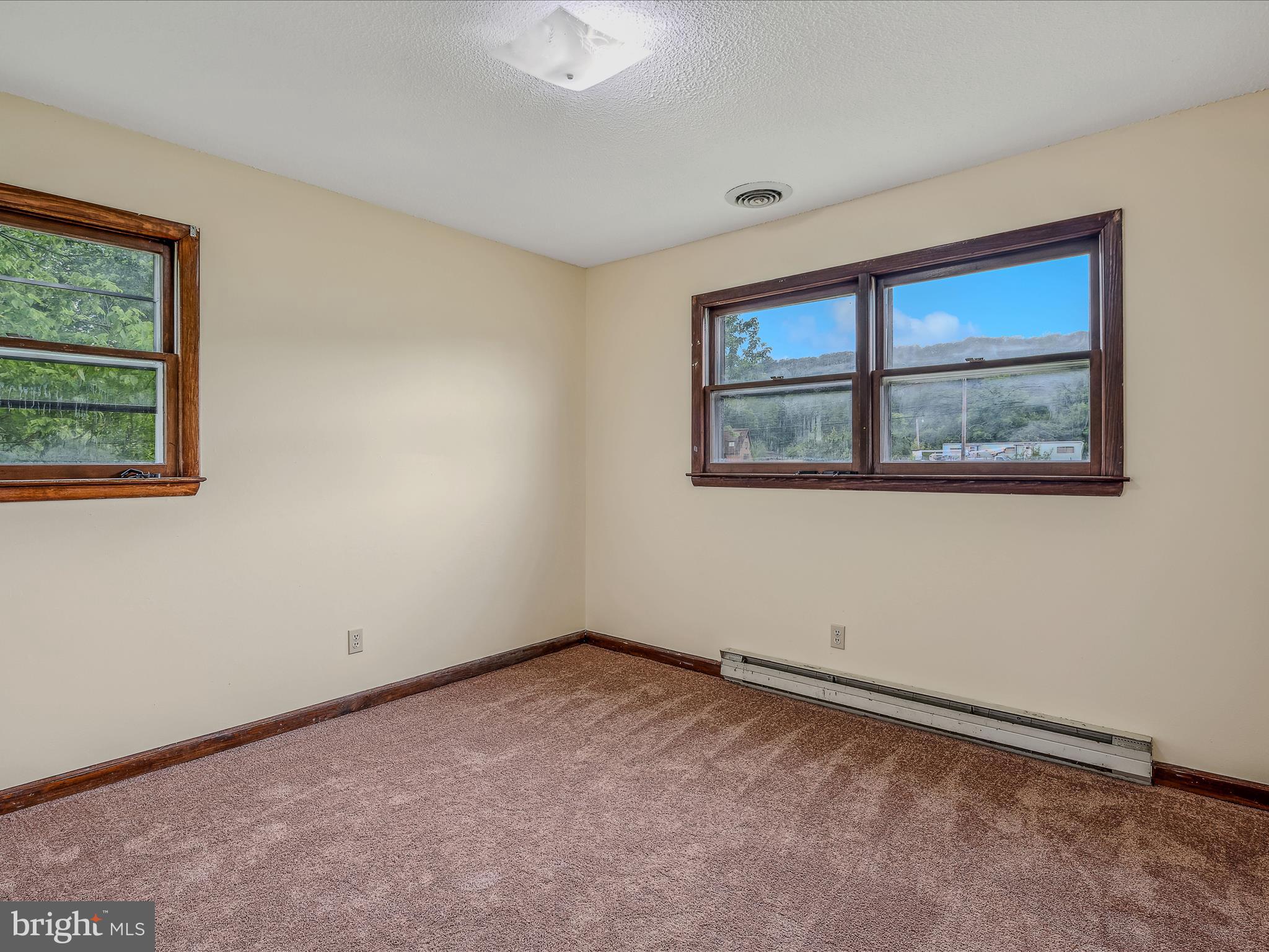 APPLE ORCHARD ACRES - Residential