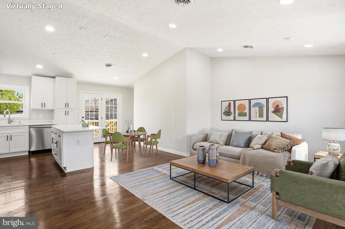 GREENBRIAR VILLAGE - Residential