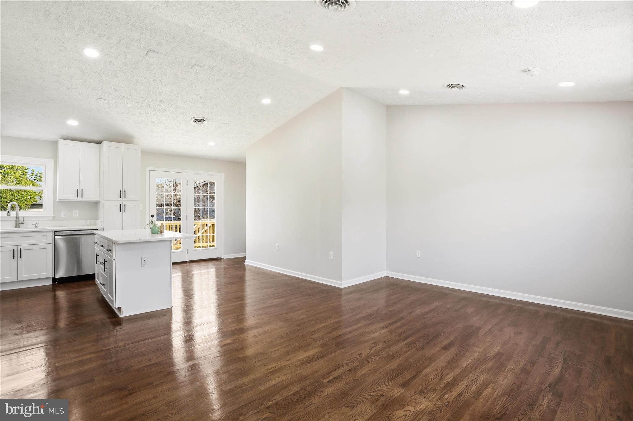 GREENBRIAR VILLAGE - Residential