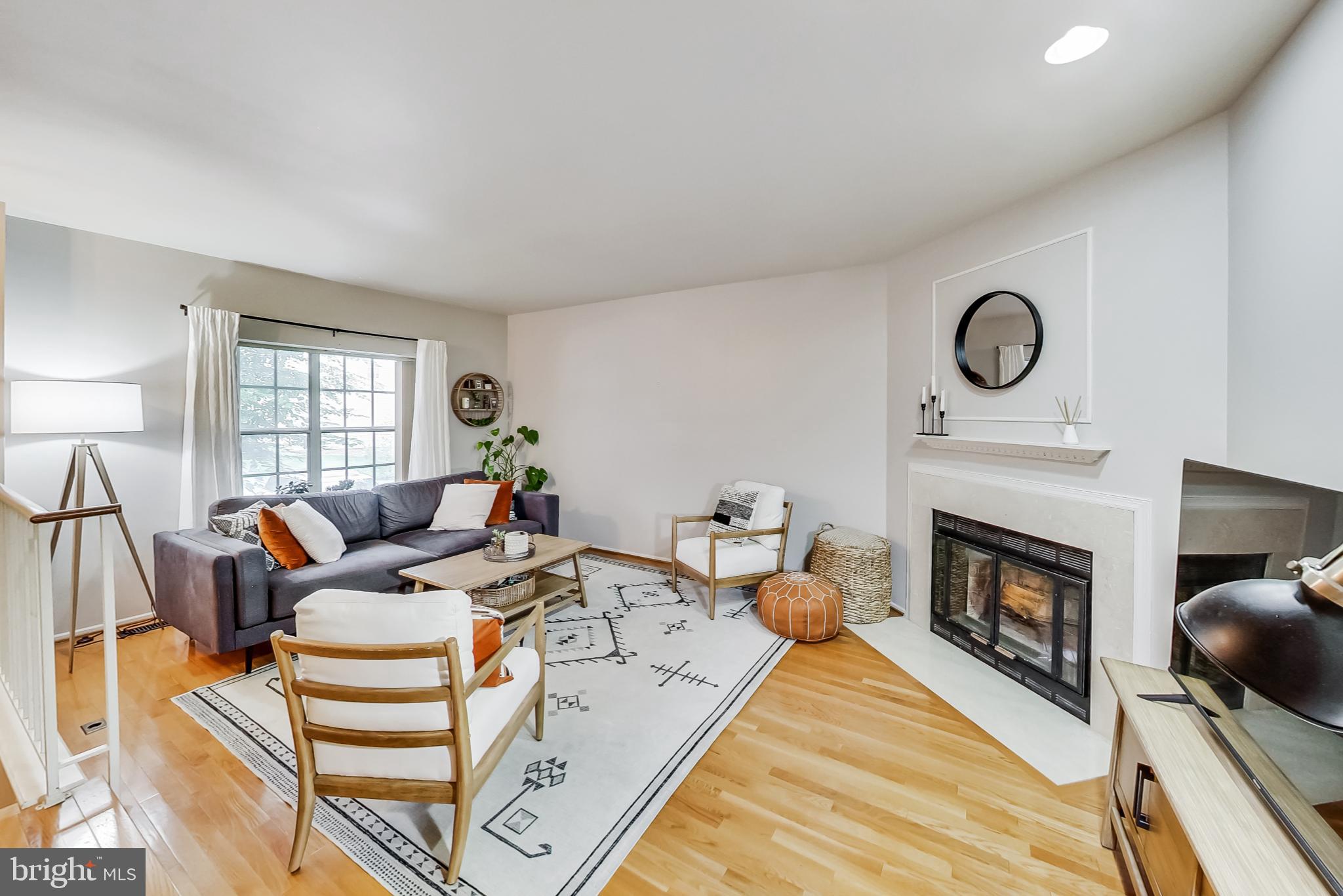 LAFAYETTE VILLAGE - Residential