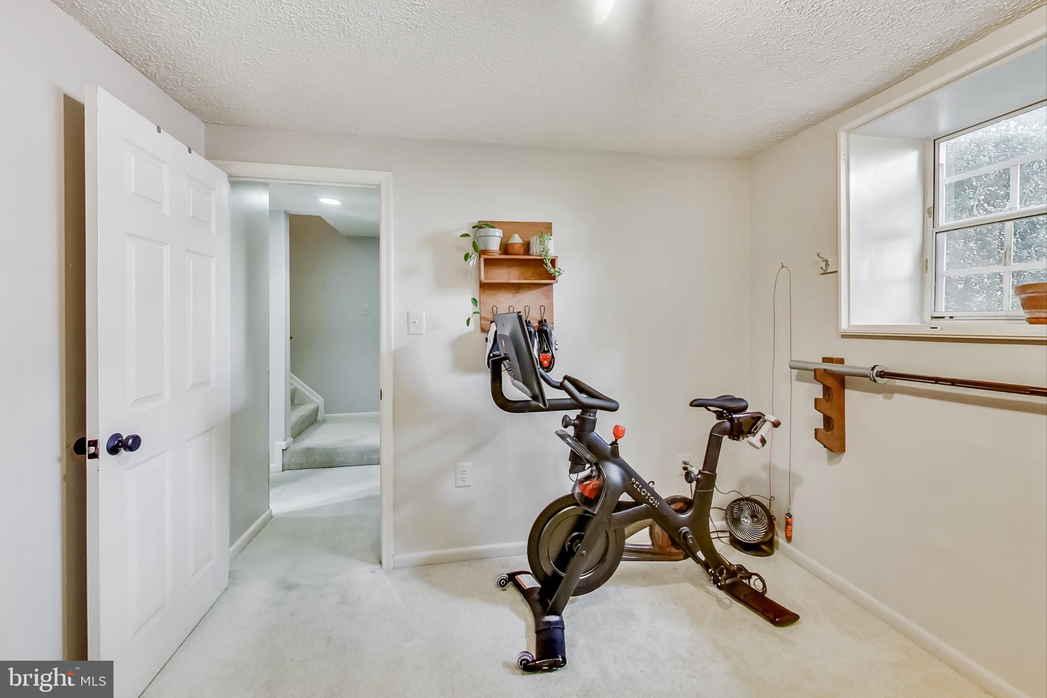 LAFAYETTE VILLAGE - Residential