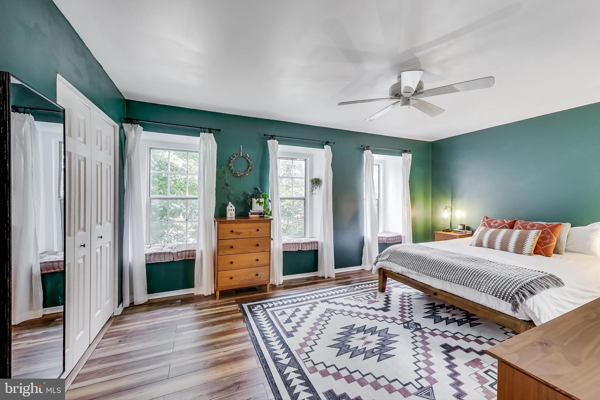 LAFAYETTE VILLAGE - Residential