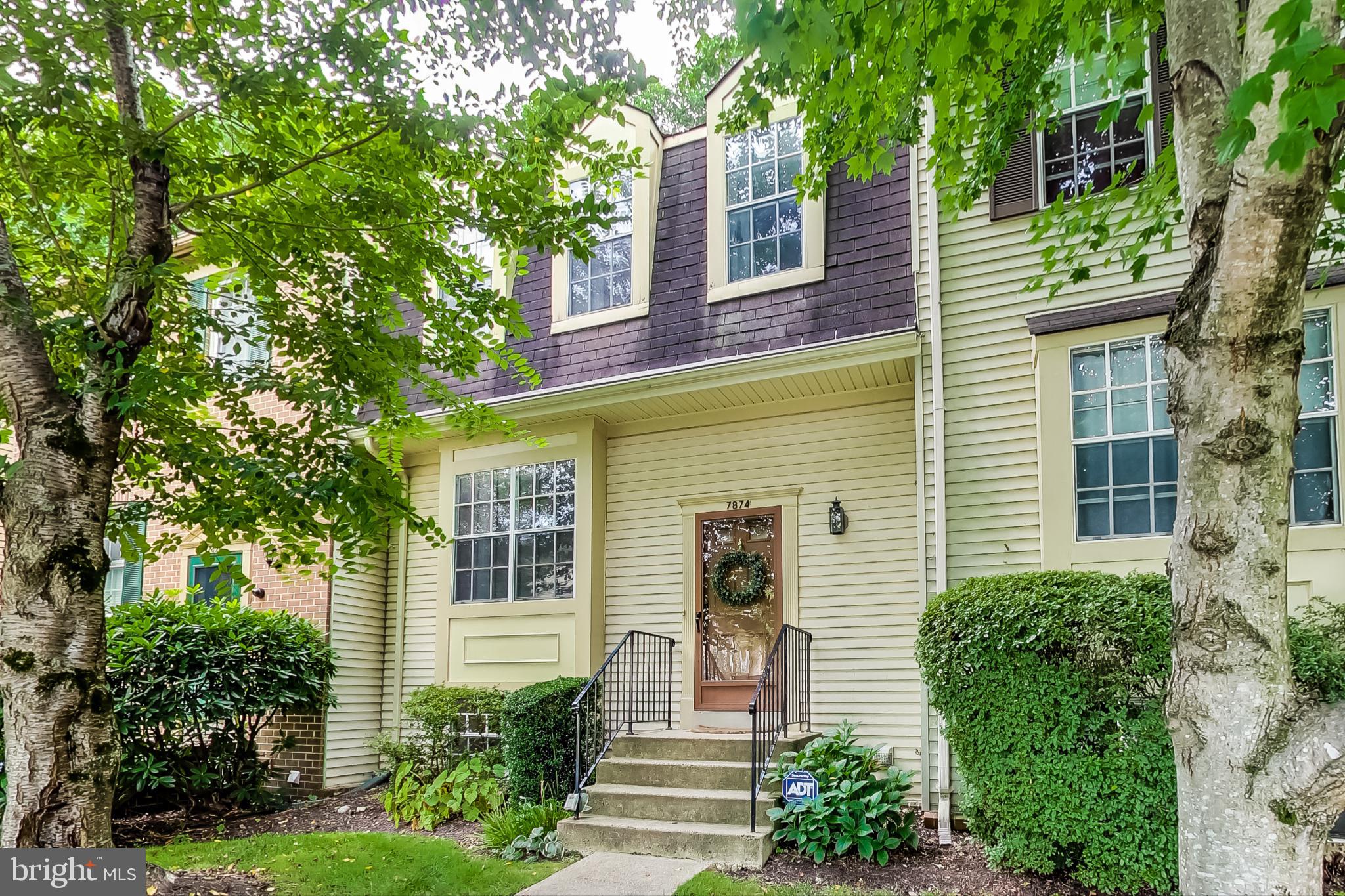 LAFAYETTE VILLAGE - Residential