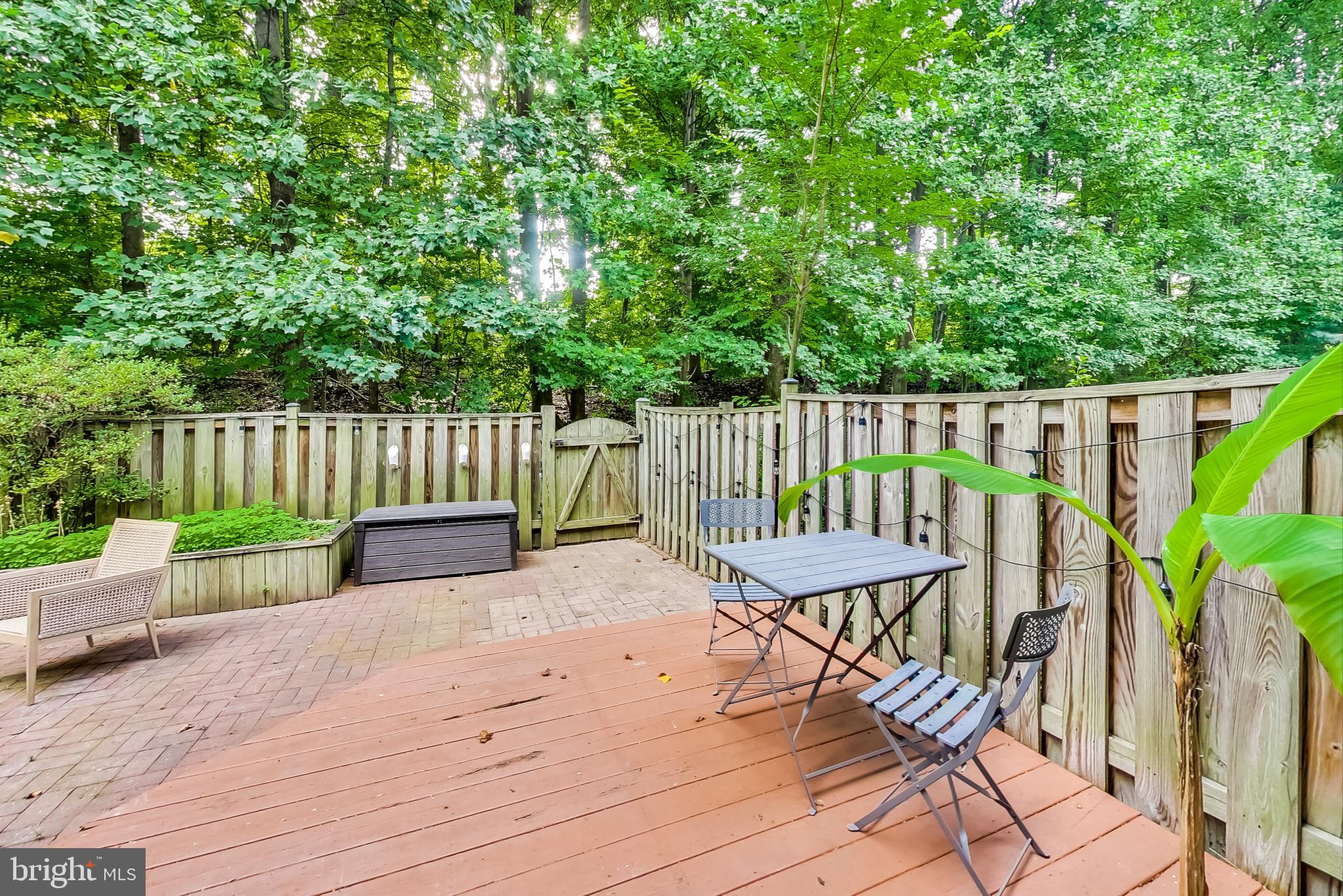 LAFAYETTE VILLAGE - Residential