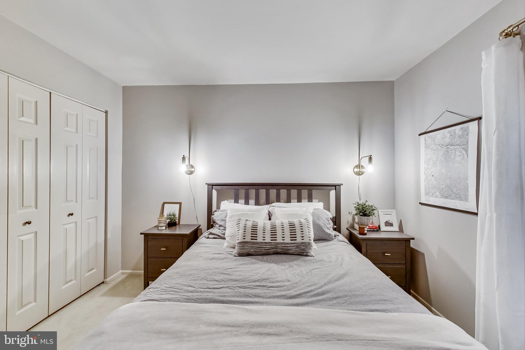 LAFAYETTE VILLAGE - Residential