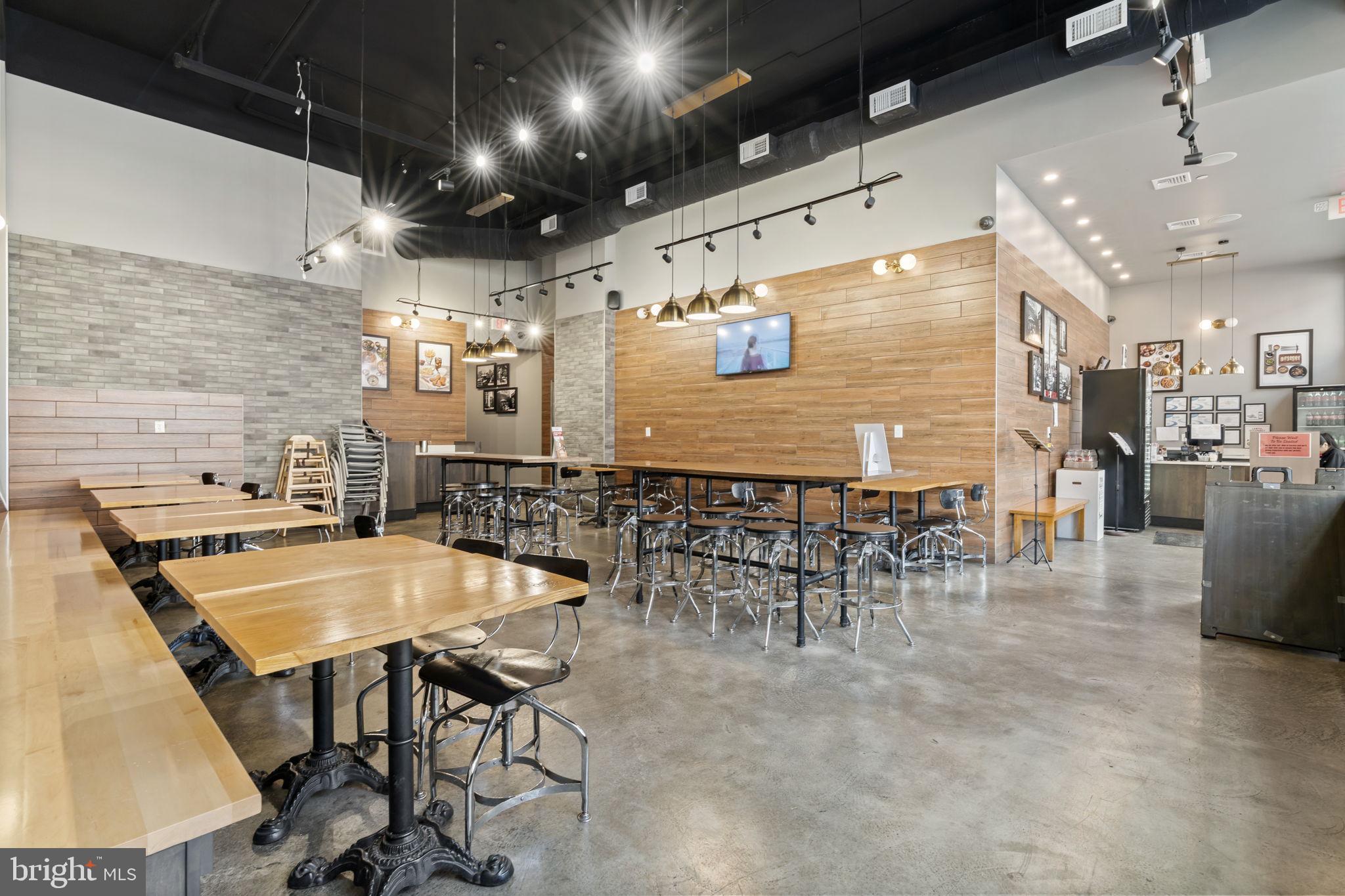 WEST CHESTER - Commercial Sale