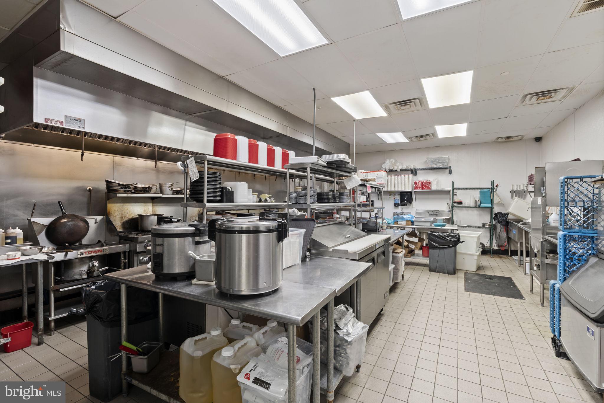 WEST CHESTER - Commercial Sale