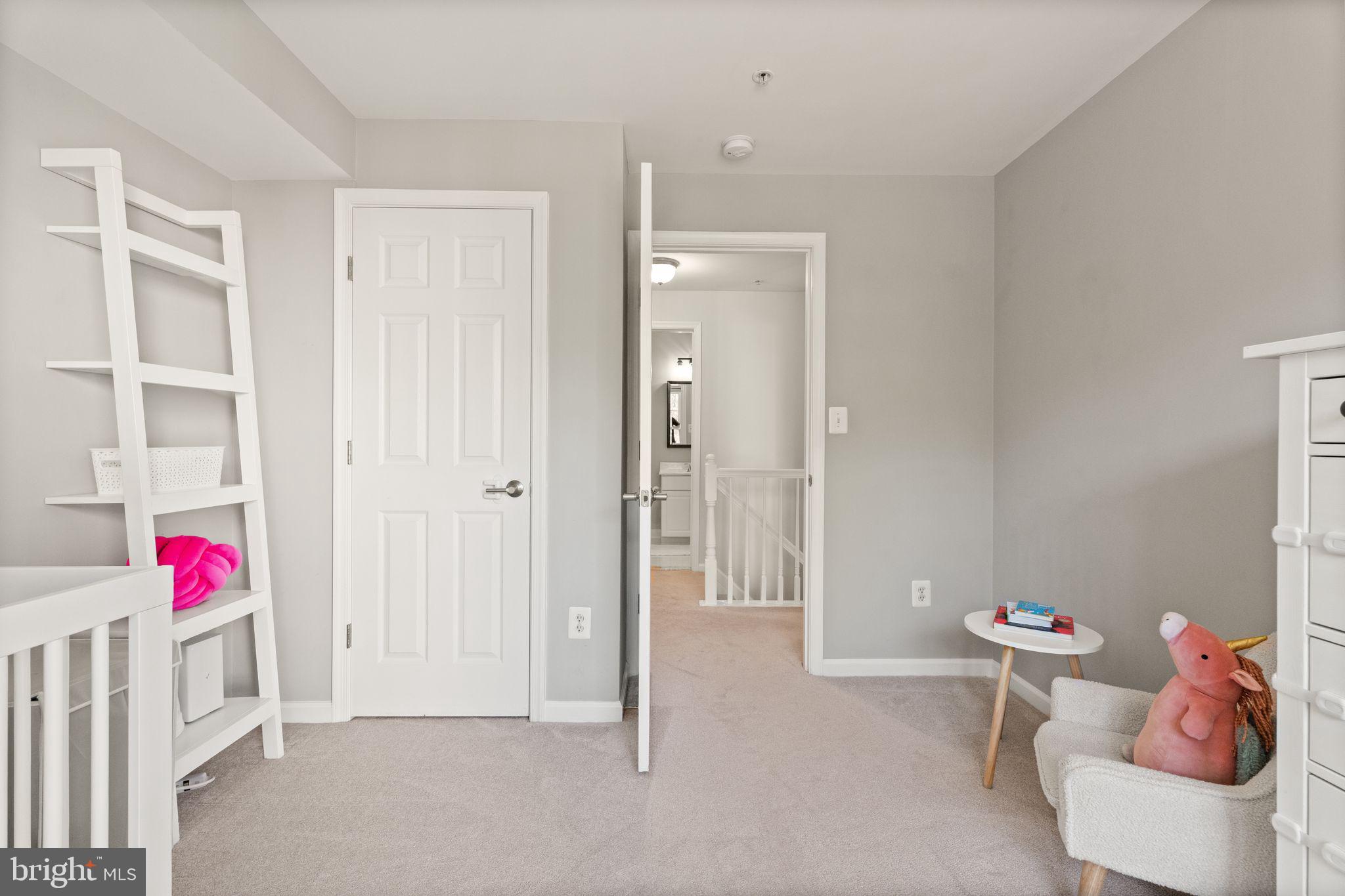 LINCOLN PARK - Residential