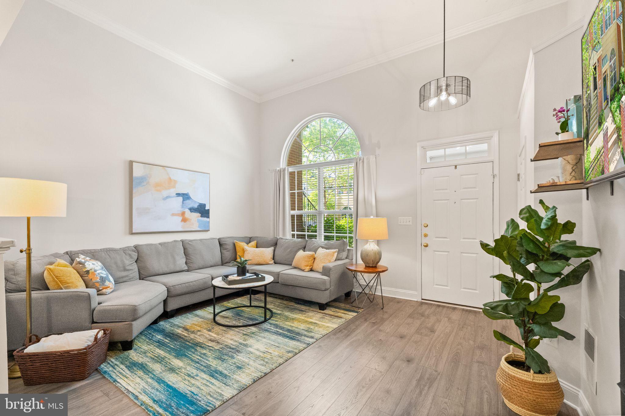 LINCOLN PARK - Residential