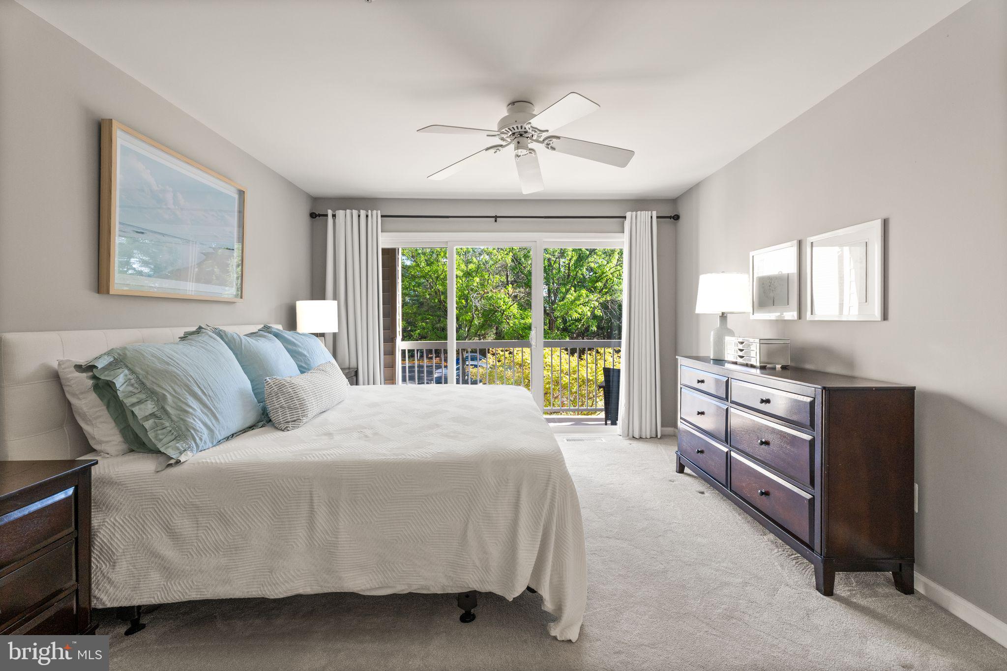 LINCOLN PARK - Residential