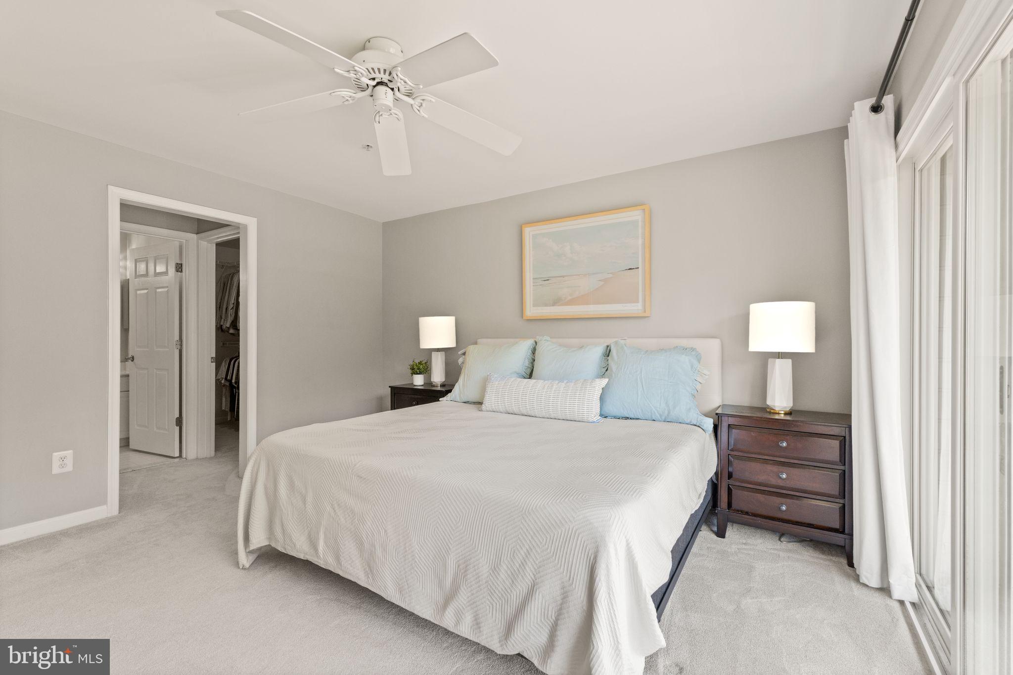 LINCOLN PARK - Residential