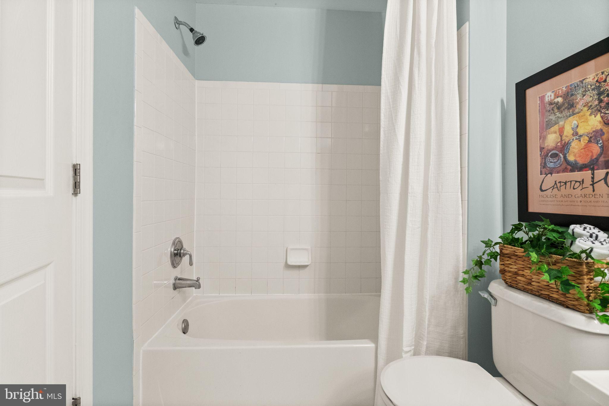 LINCOLN PARK - Residential