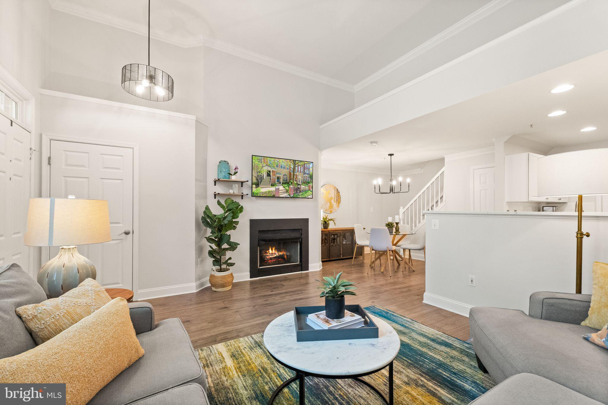 LINCOLN PARK - Residential