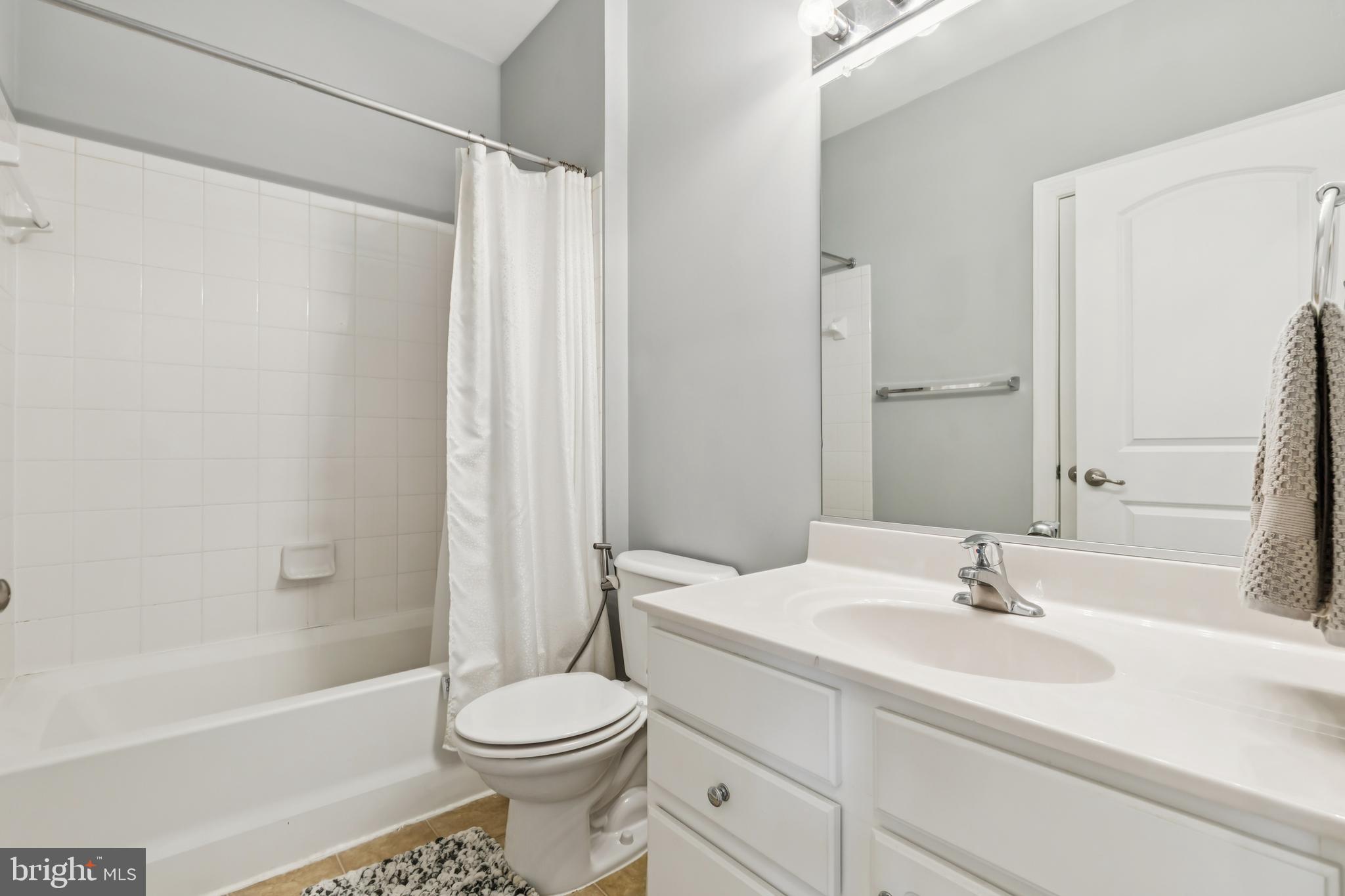 POTOMAC CLUB - Residential