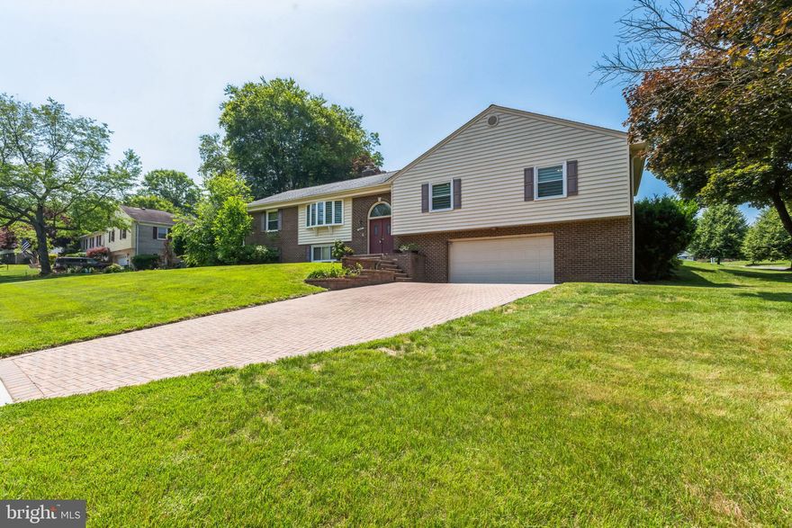 WELCOME to 11601 Chantilly Lane!  This property is a true gem in the beautiful sought-after neighborhood of Enterprise Estates in Bowie Maryland.  Your new home features 4 bedrooms and 4 bathrooms.  As you enter the front door you will fall in LOVE, this spacious open living room with lots of natural lighting.  The main floor consists of a bay window, dining room, family room and living room with a fireplace. The updated kitchen has an abundance of cabinetry, granite countertops, which leads to a spacious sunroom.  The Sunroom is perfect for entertaining or just relaxing.  You can enjoy your morning cup of coffee/tea in the sunroom just off the kitchen.  Your new home sits on a corner lot with a spacious backyard.  The lower level features a spacious living space perfect for entertaining with a half bathroom.  Absolutely a “Must See”!


***** $700 seller concession for new stove****