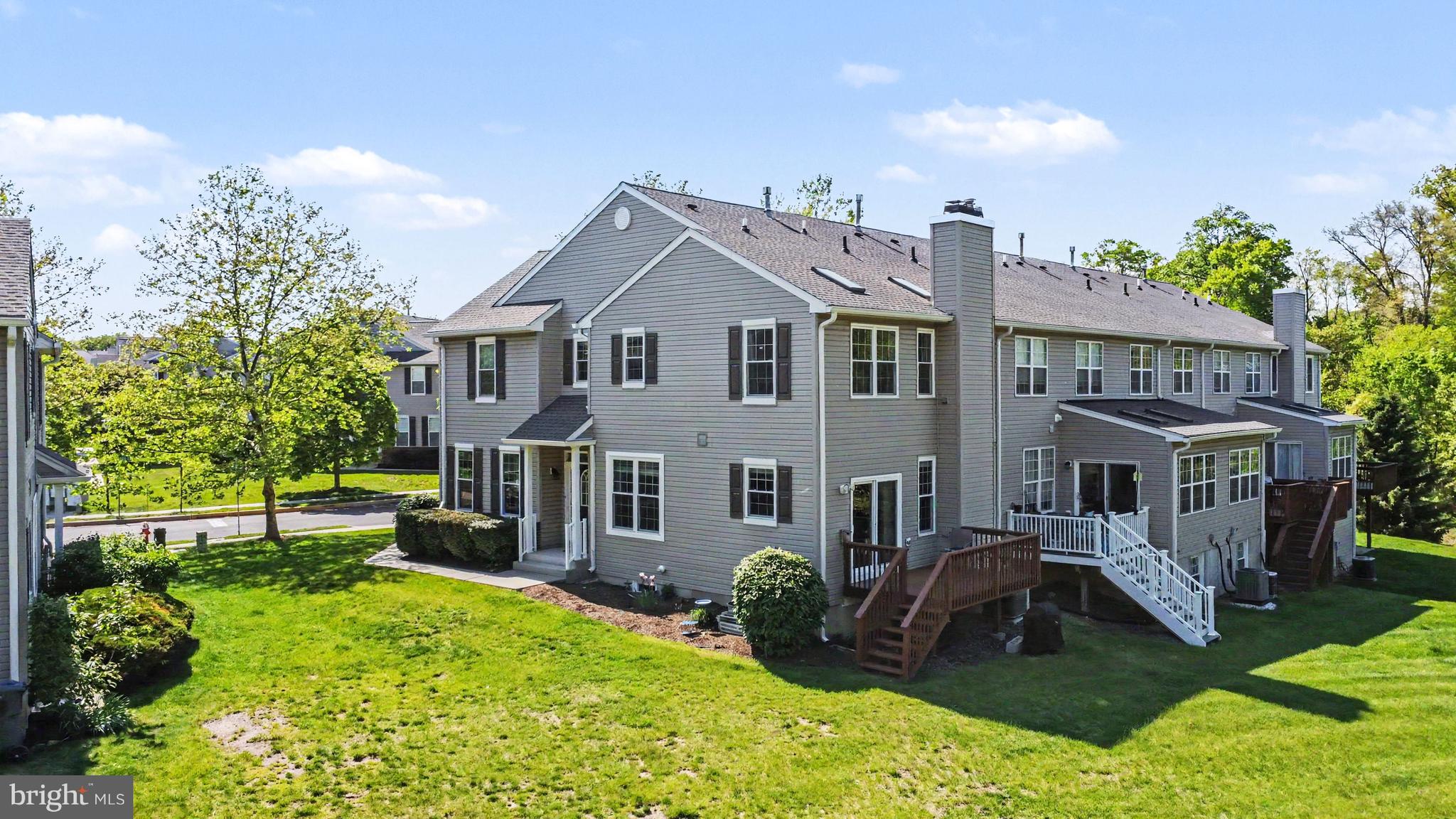 PROVIDENCE VIEW - Residential