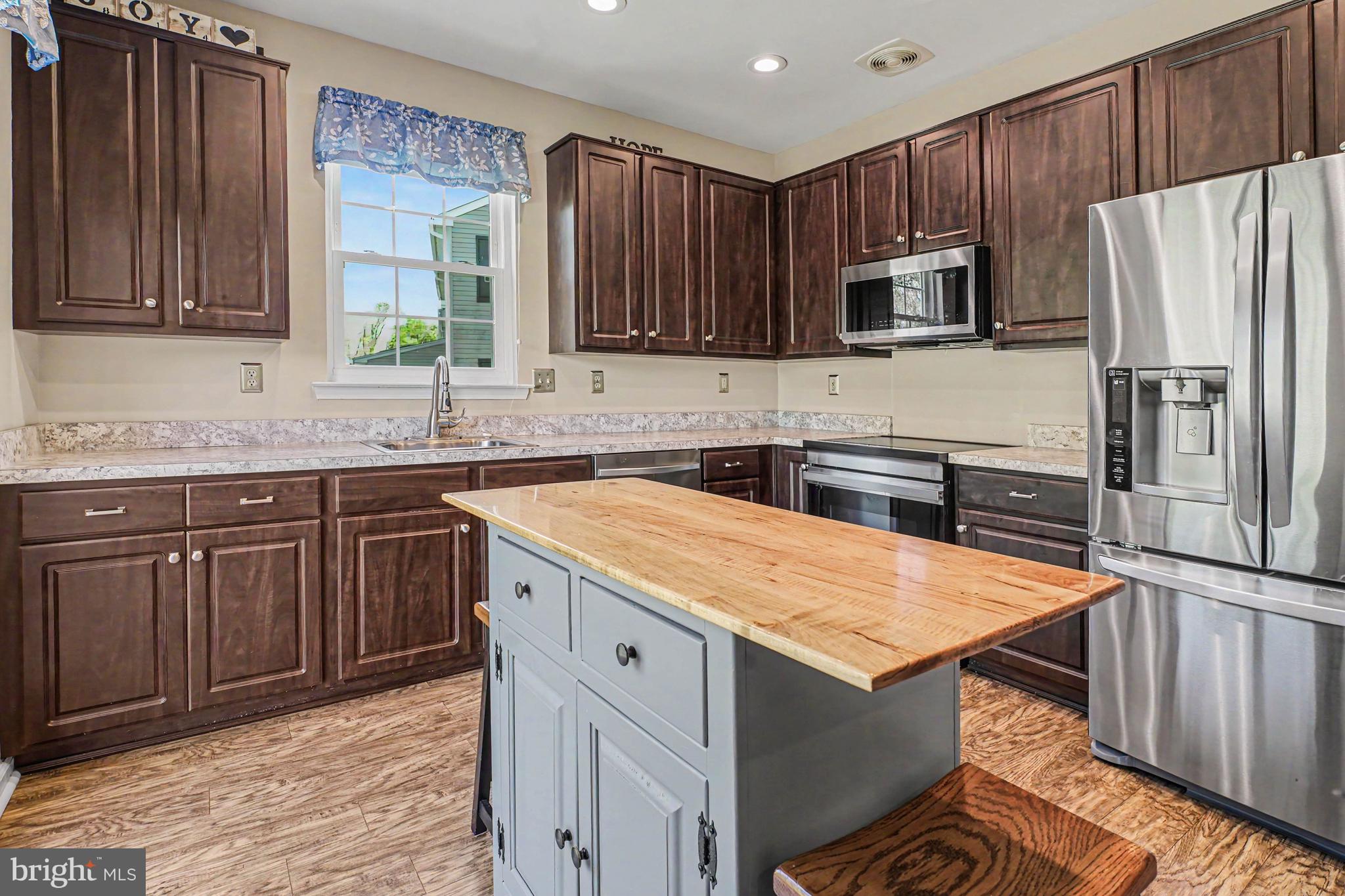 PROVIDENCE VIEW - Residential